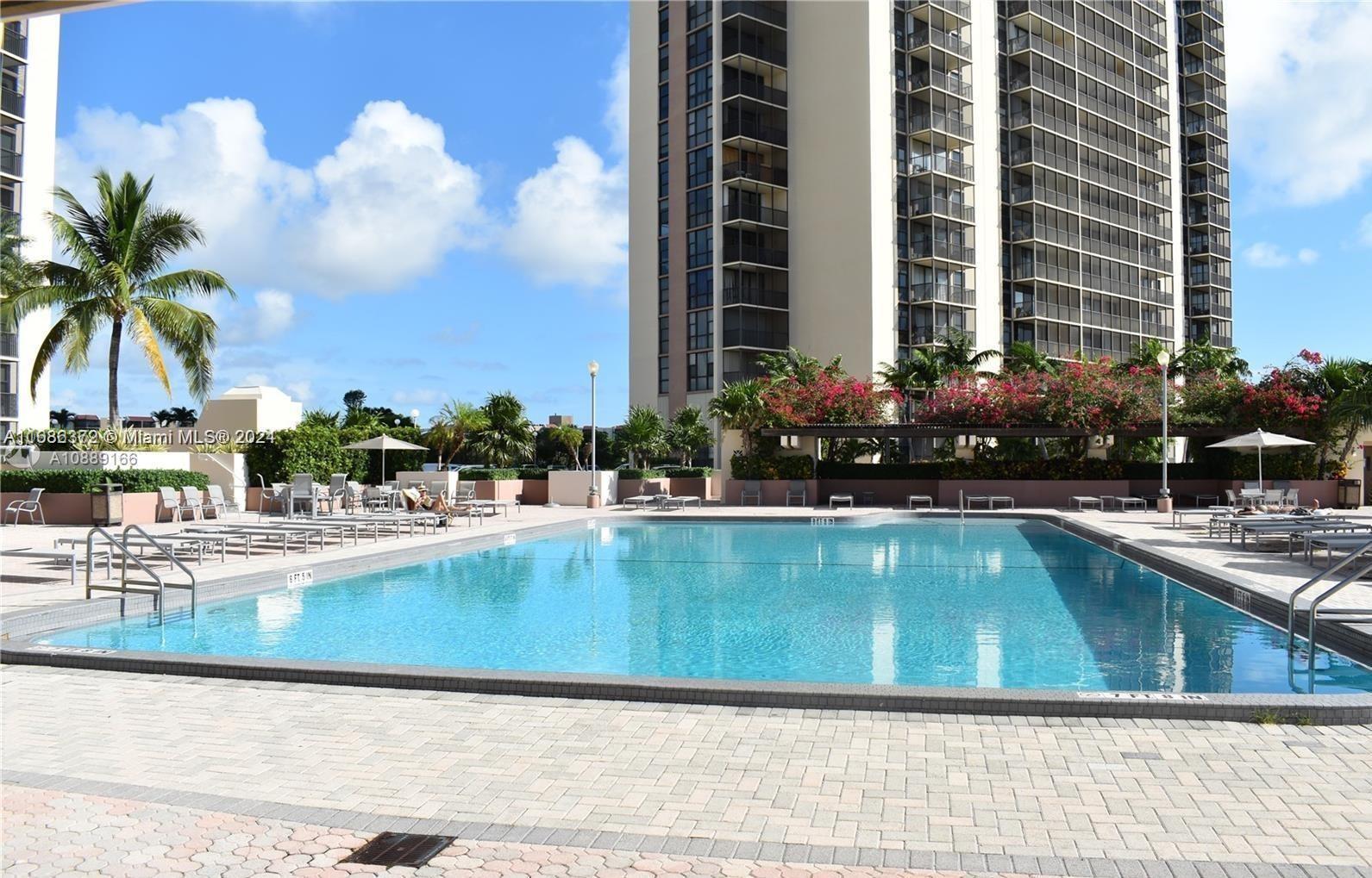 20335 W W Country Club Dr #1805, Aventura, Florida image 12