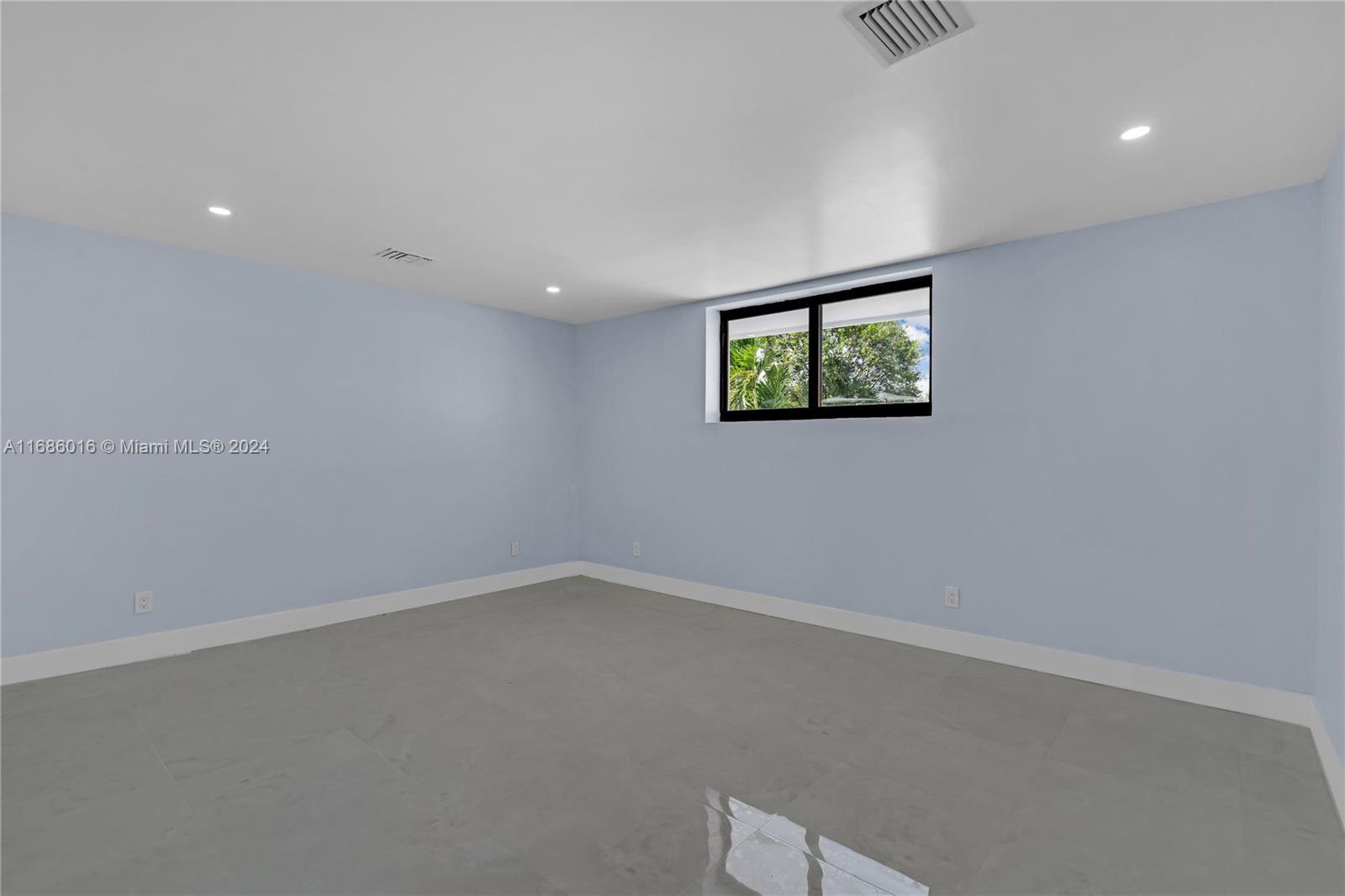 1200 NW 180th Ter, Miami Gardens, Florida image 18