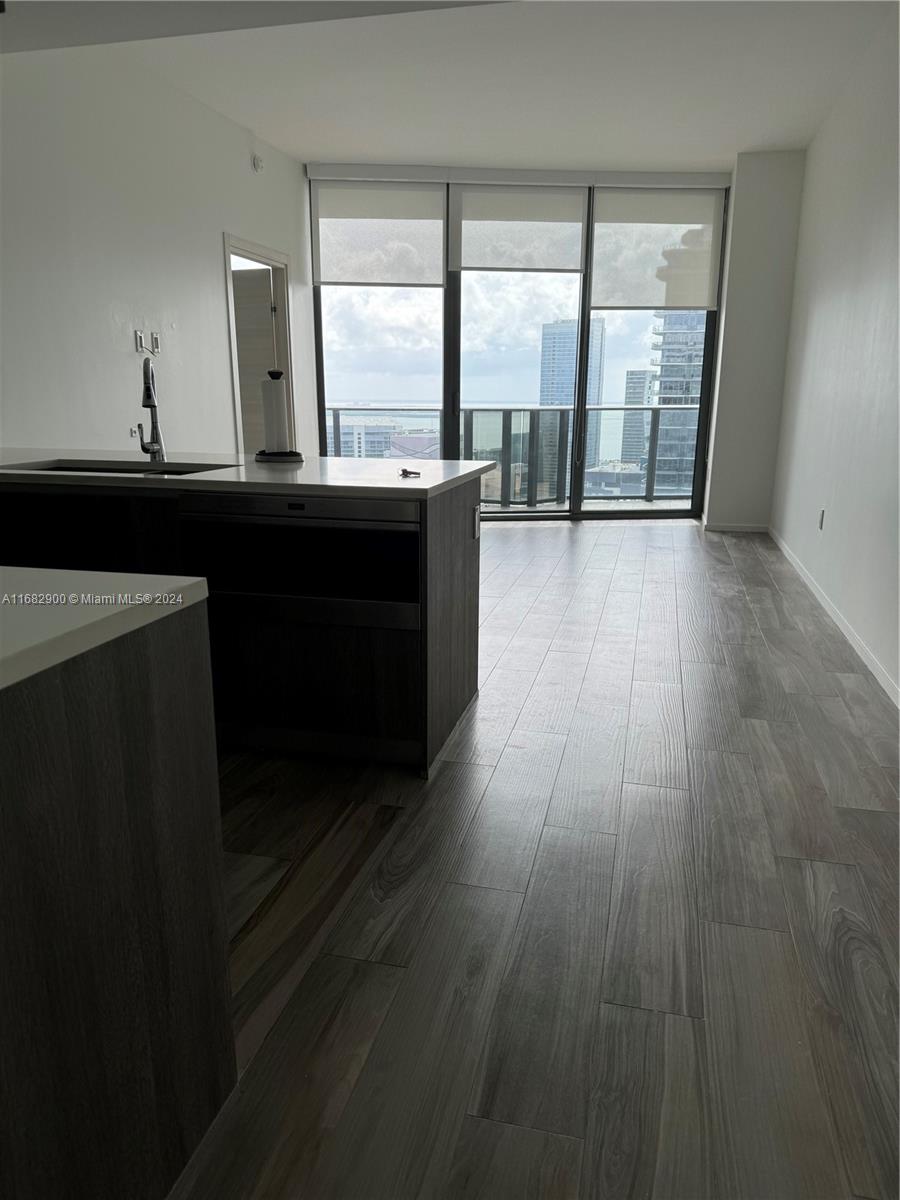 801 S Miami Ave #5503, Miami FL 33130