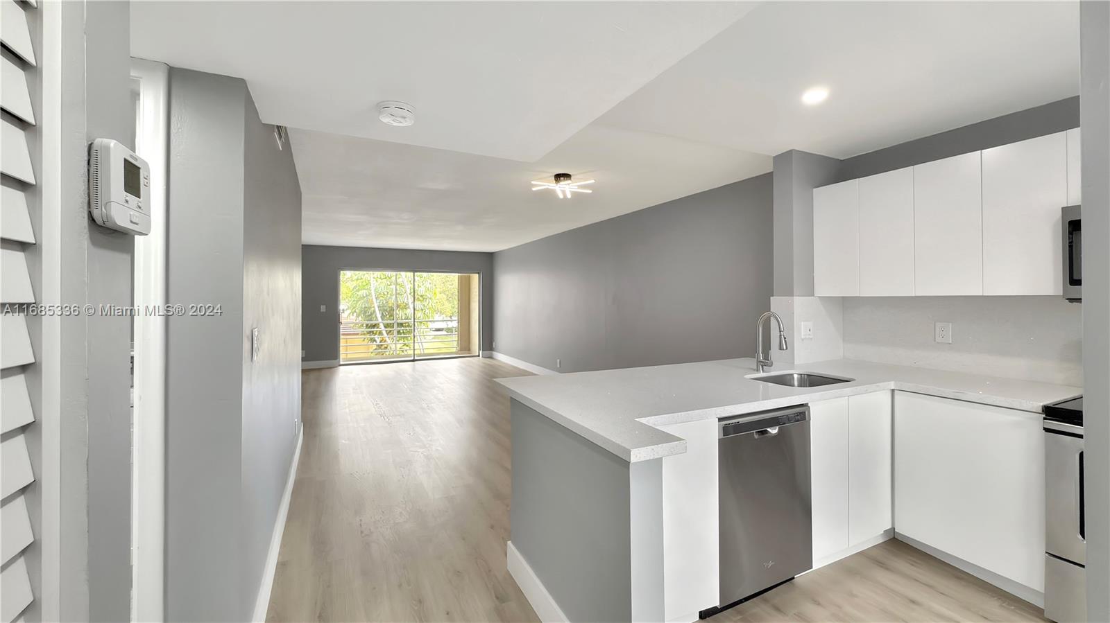 3571 Inverrary Dr #203, Lauderhill, Florida image 2