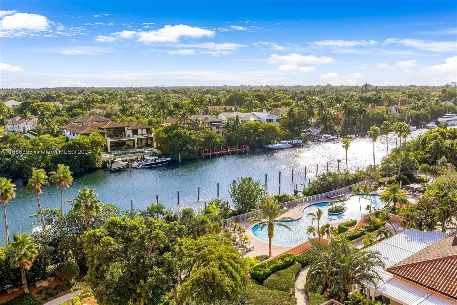10 Edgewater Dr #8C, Coral Gables FL 33133