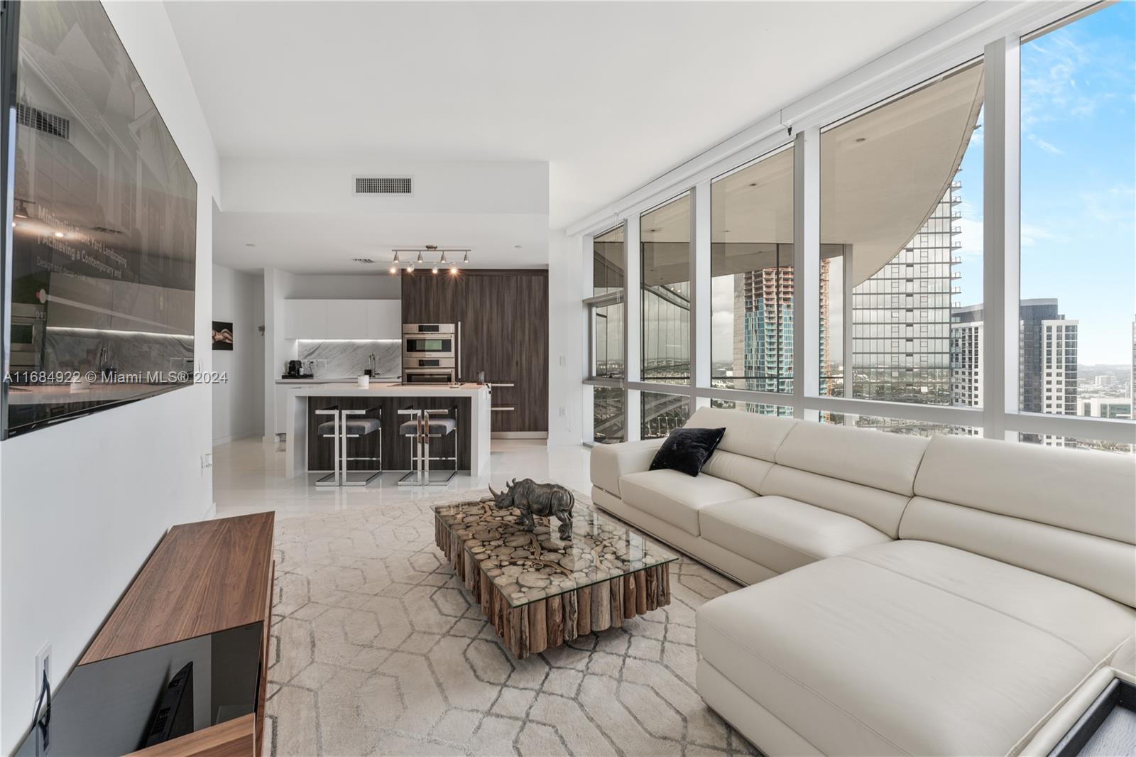 851 NE 1st Ave #3302, Miami FL 33132