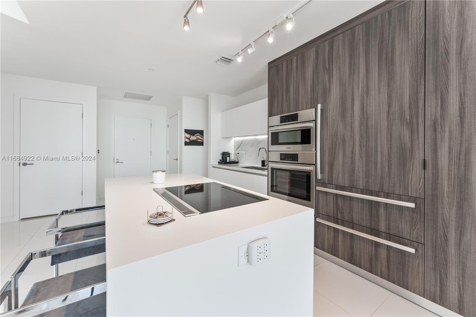 851 NE 1st Ave #3302, Miami FL 33132