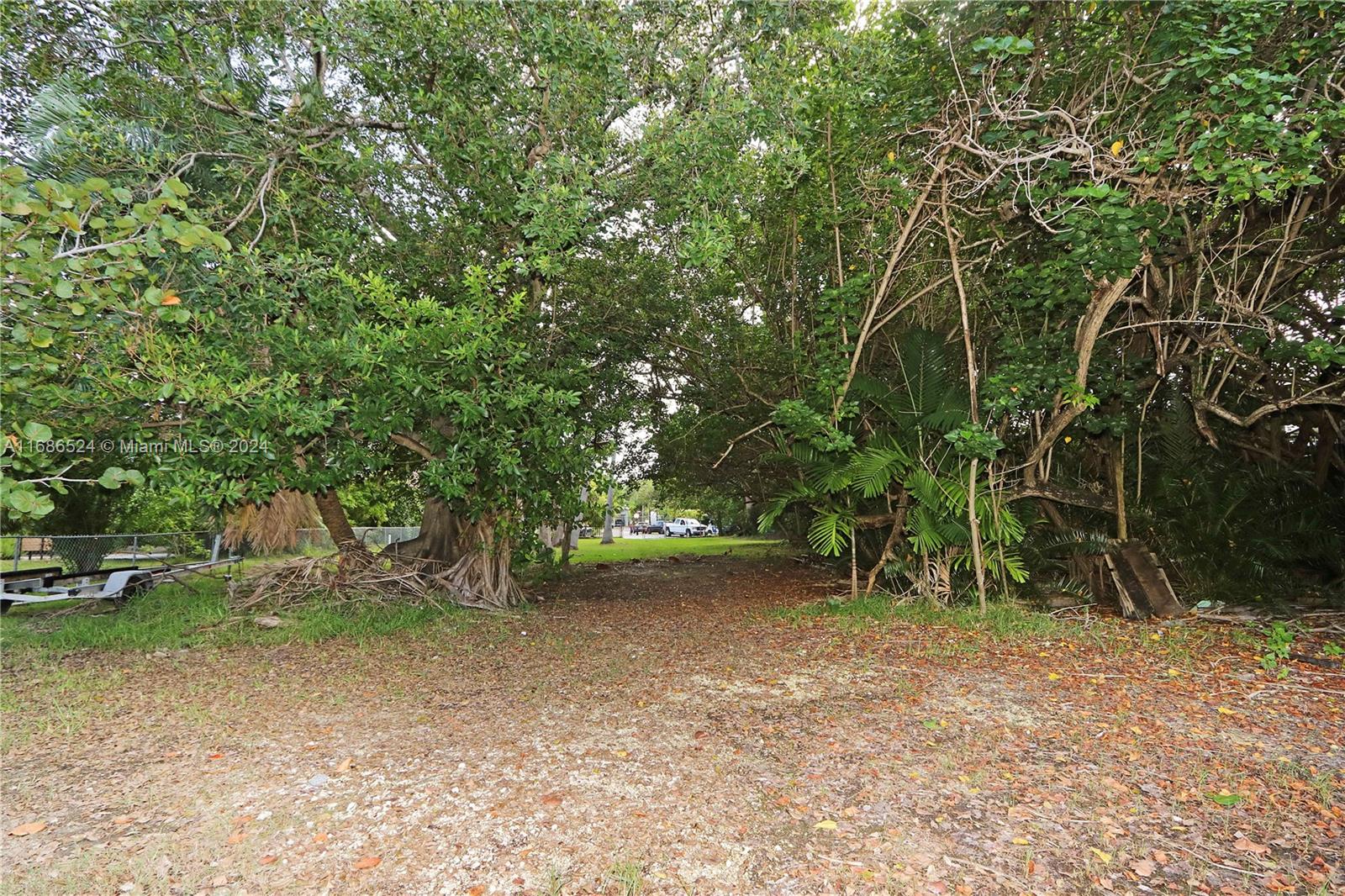 000 Harbour Circle, Key Biscayne, Florida image 9