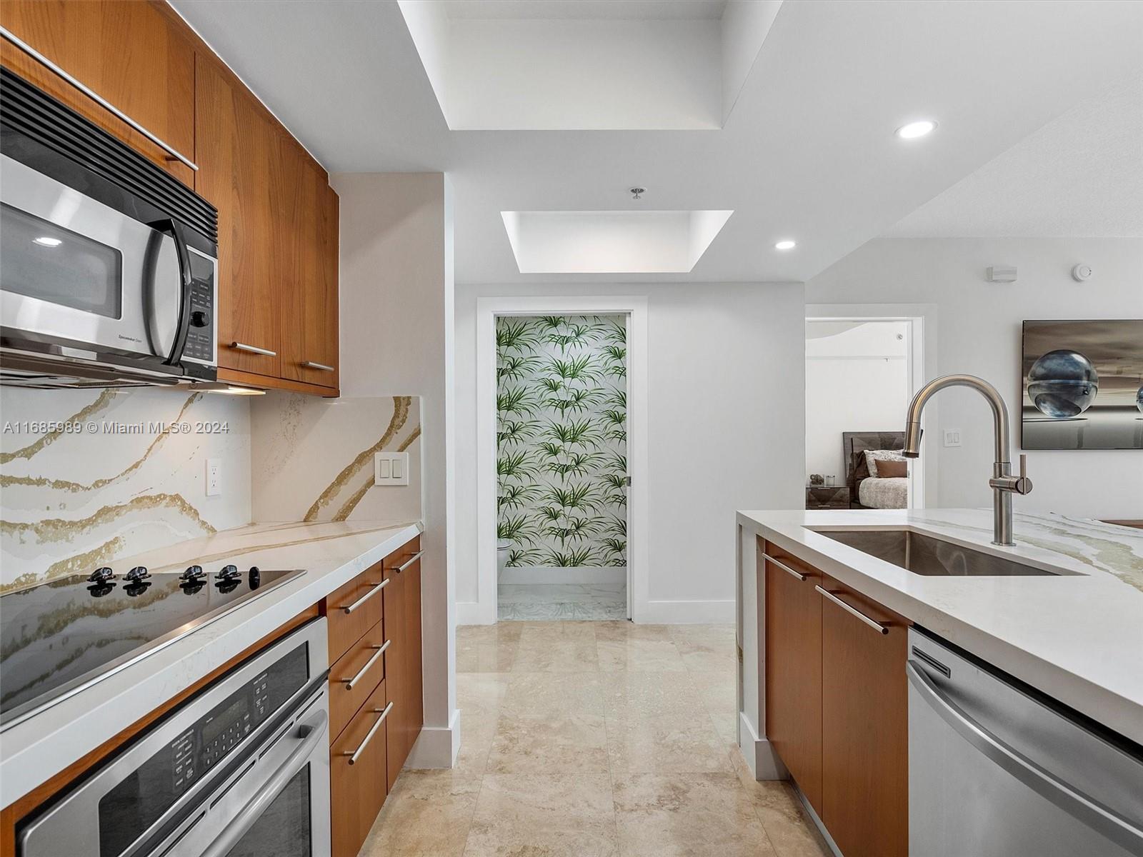110 Washington Ave #2516, Miami Beach FL 33139