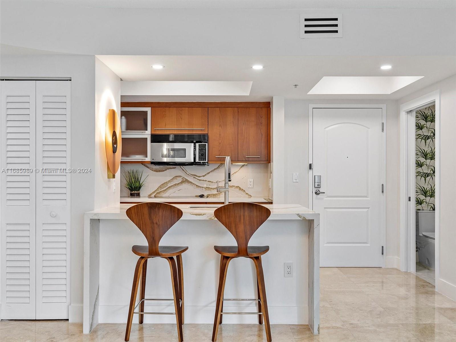 110 Washington Ave #2516, Miami Beach FL 33139