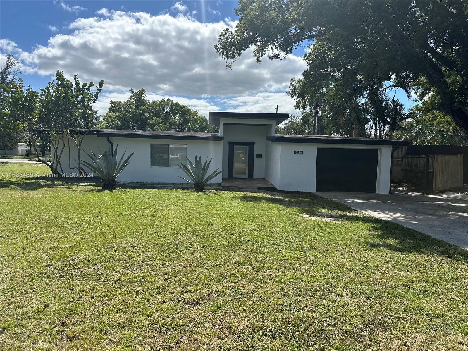 2128 Sycamore Dr, Winter Park, Florida image 4