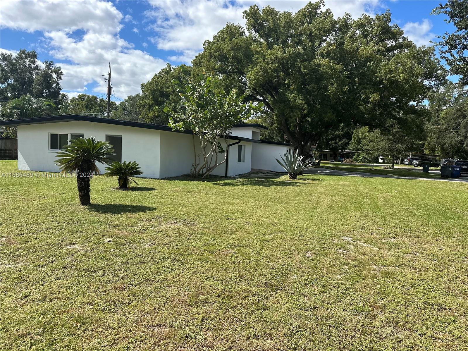 2128 Sycamore Dr, Winter Park, Florida image 9