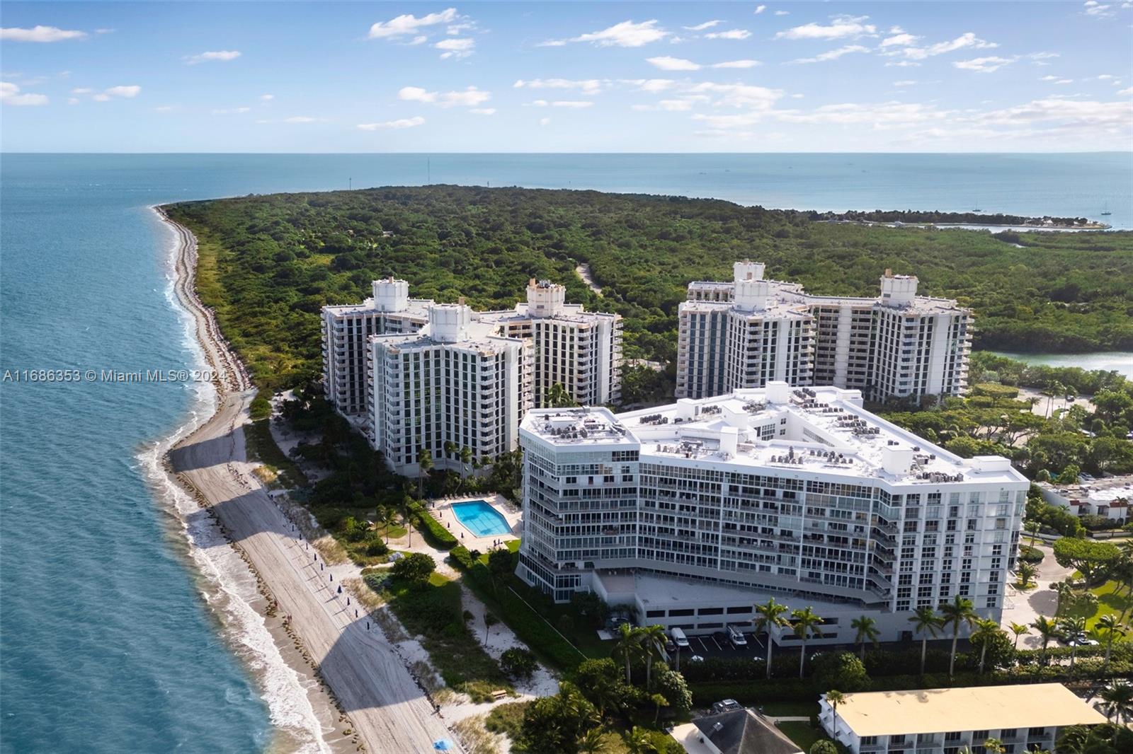 600 Grapetree Dr #PH11ES, Key Biscayne FL 33149