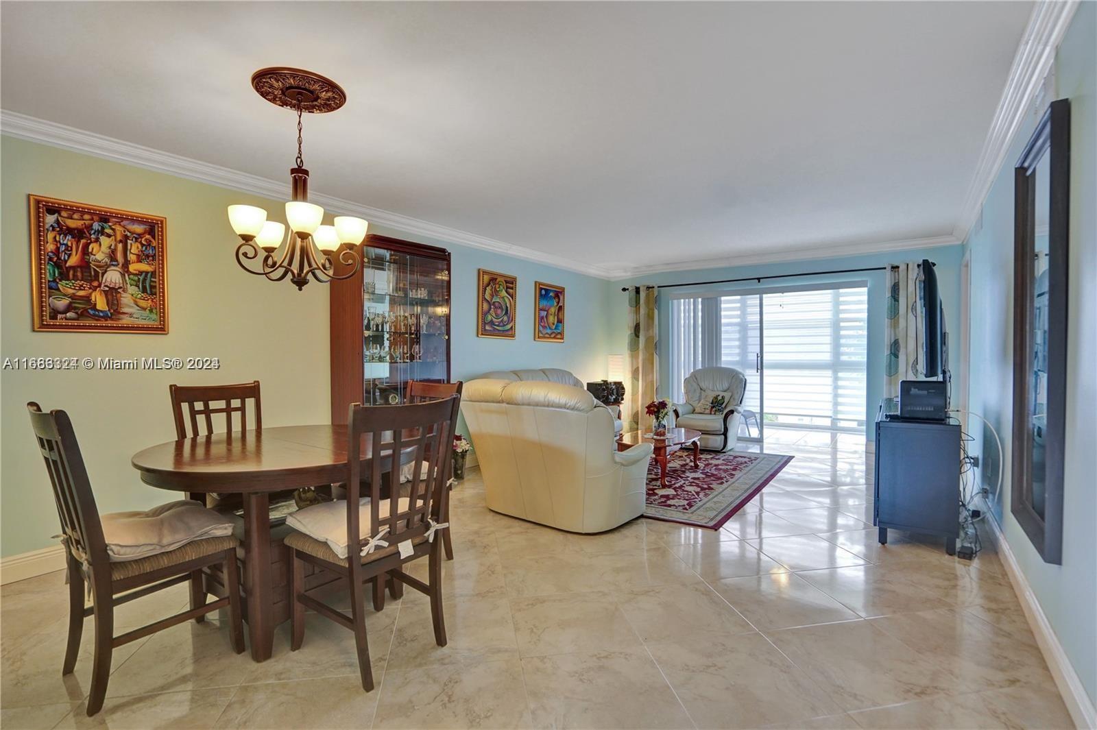 9301 Sunrise Lakes Blvd #307, Sunrise, Florida image 7