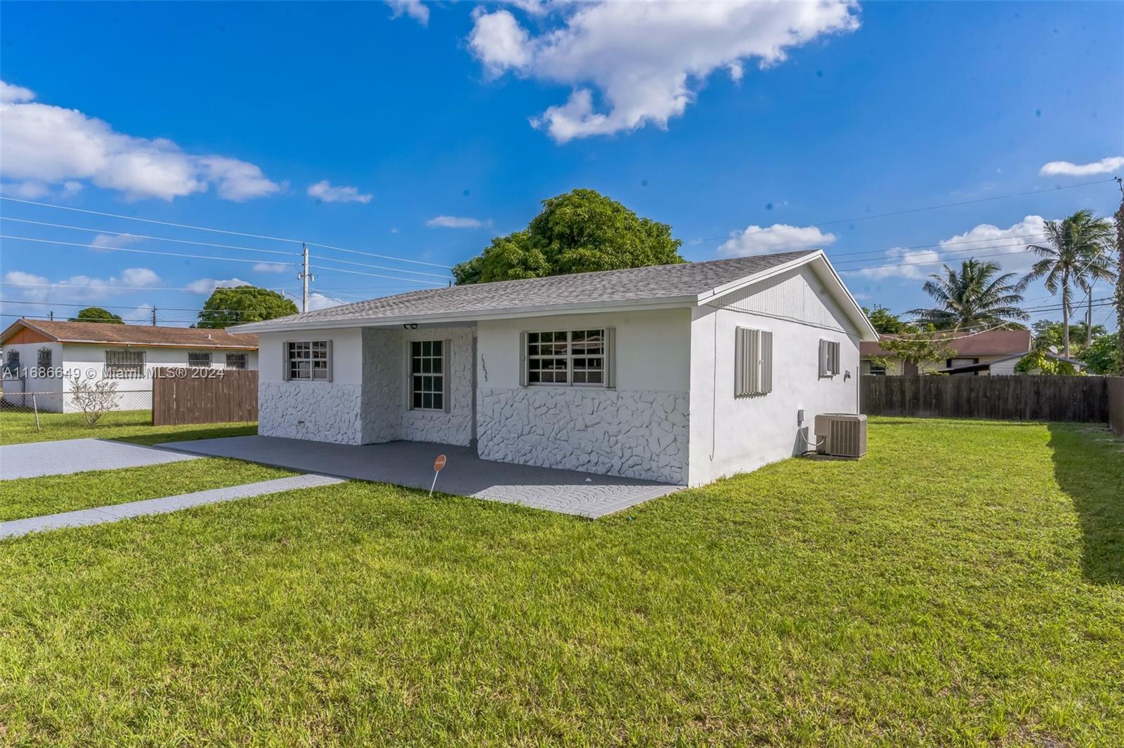 15835 NW 41st Ave, Miami Gardens, Florida image 3