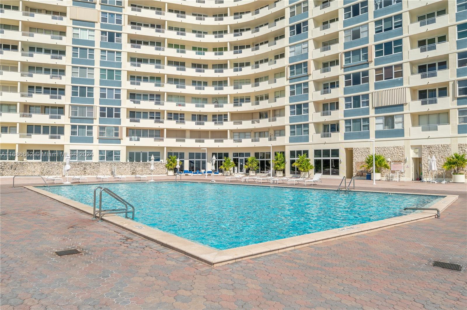 3180 S Ocean Dr #1418, Hallandale Beach, Florida image 18