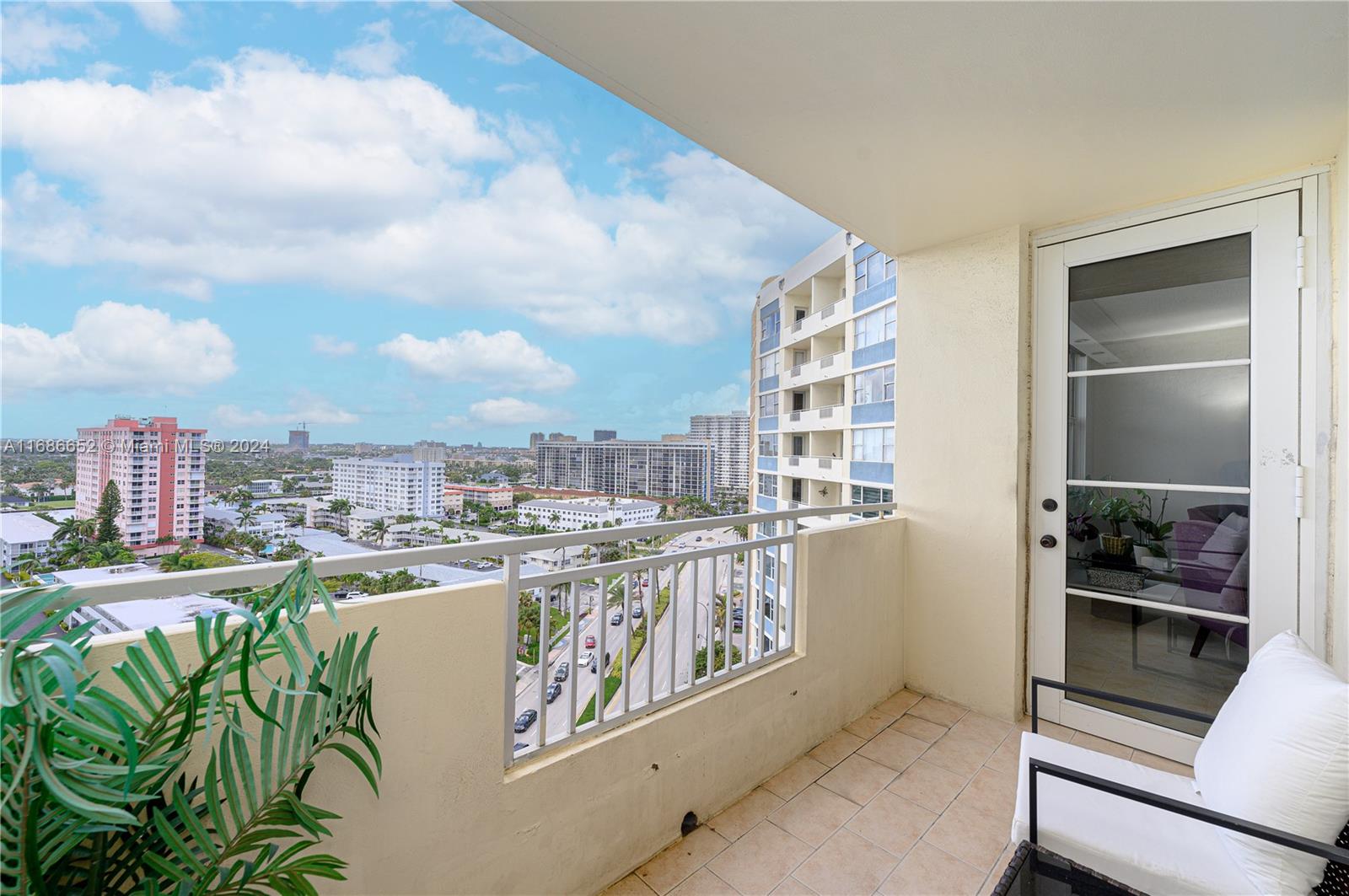 3180 S Ocean Dr #1418, Hallandale Beach, Florida image 7