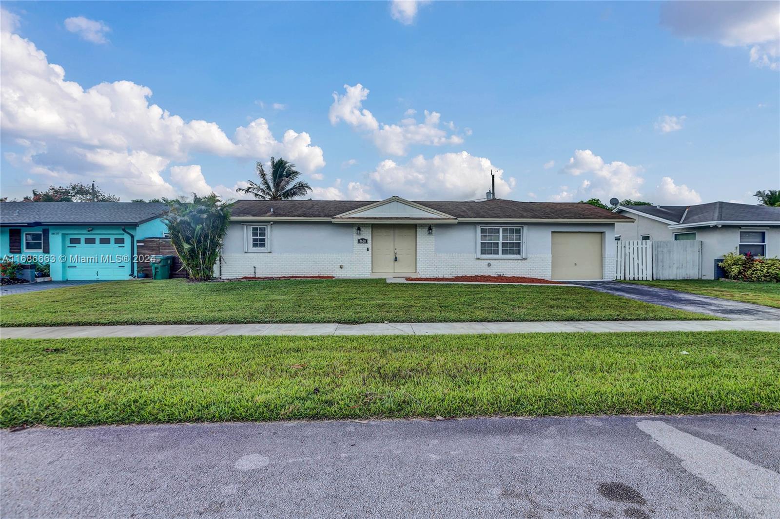 8620 NW 46th St, Lauderhill, Florida image 46