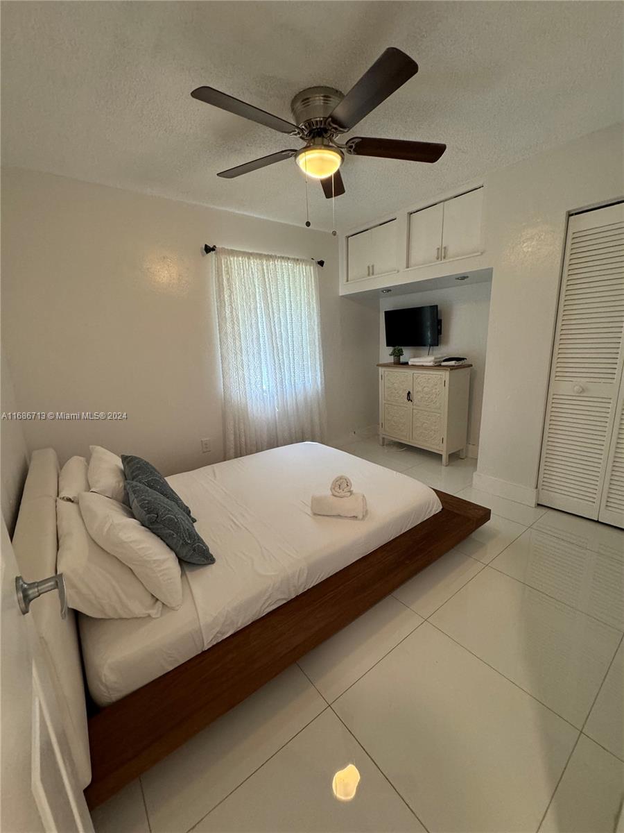 243 NE 41st St, Deerfield Beach, Florida image 12