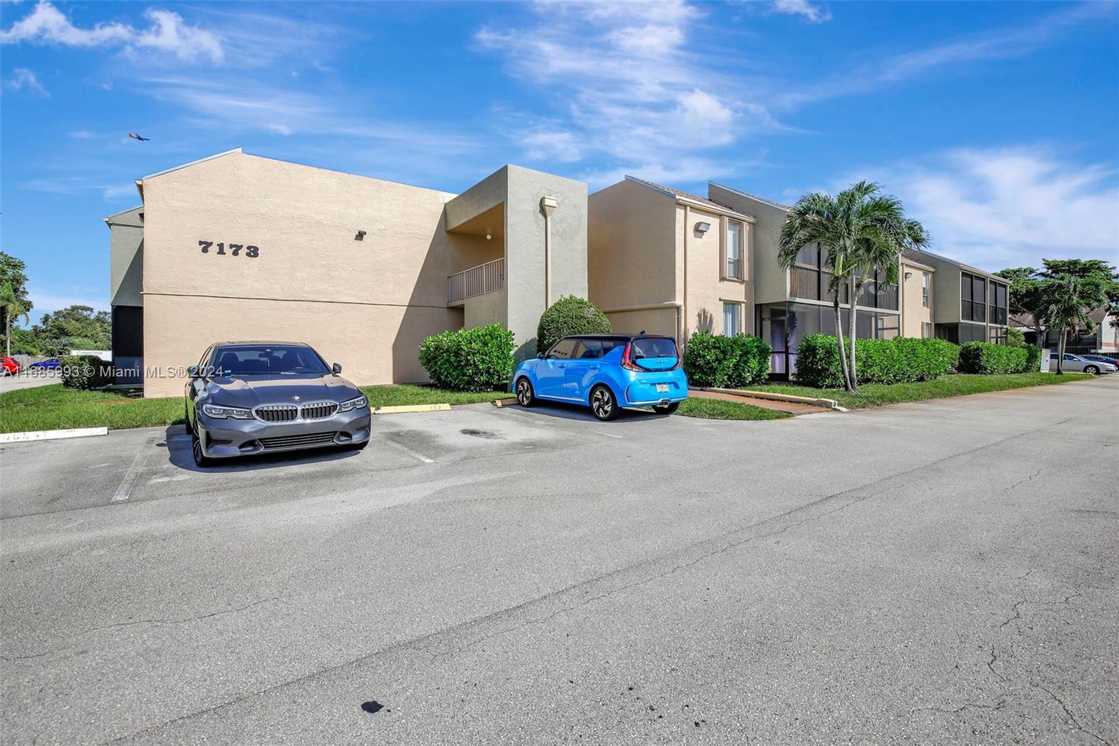 7173 Orange Dr #115B, Davie, Florida image 2