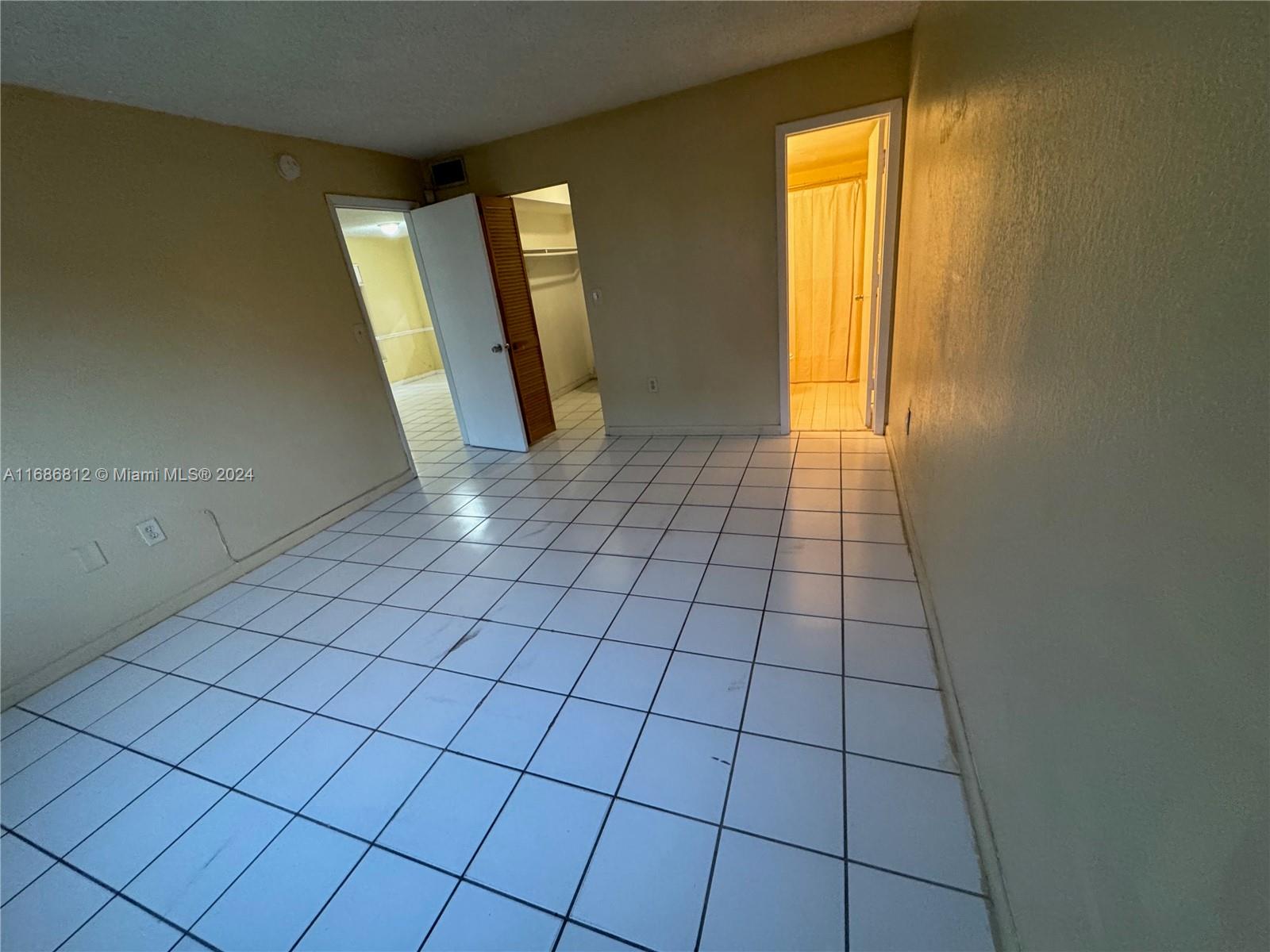 505 NW 177th St, Miami Gardens, Florida image 4