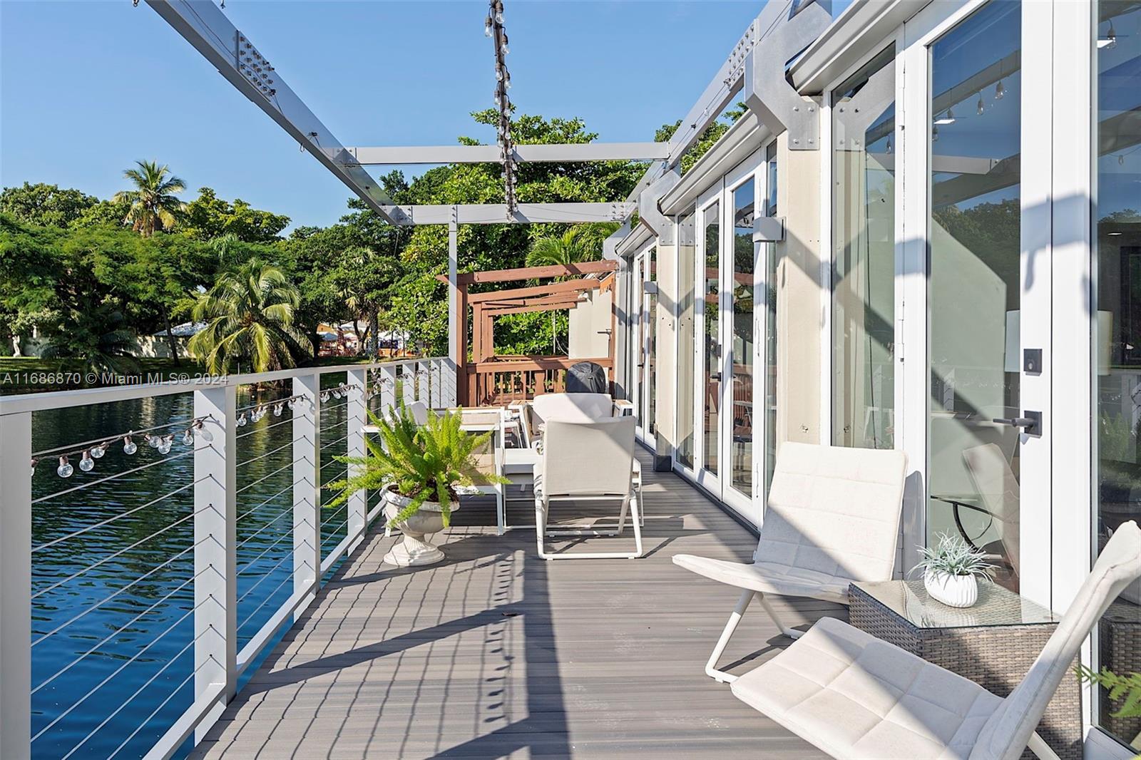 6616 E Miami Lakes Dr E, Miami Lakes, Florida image 37