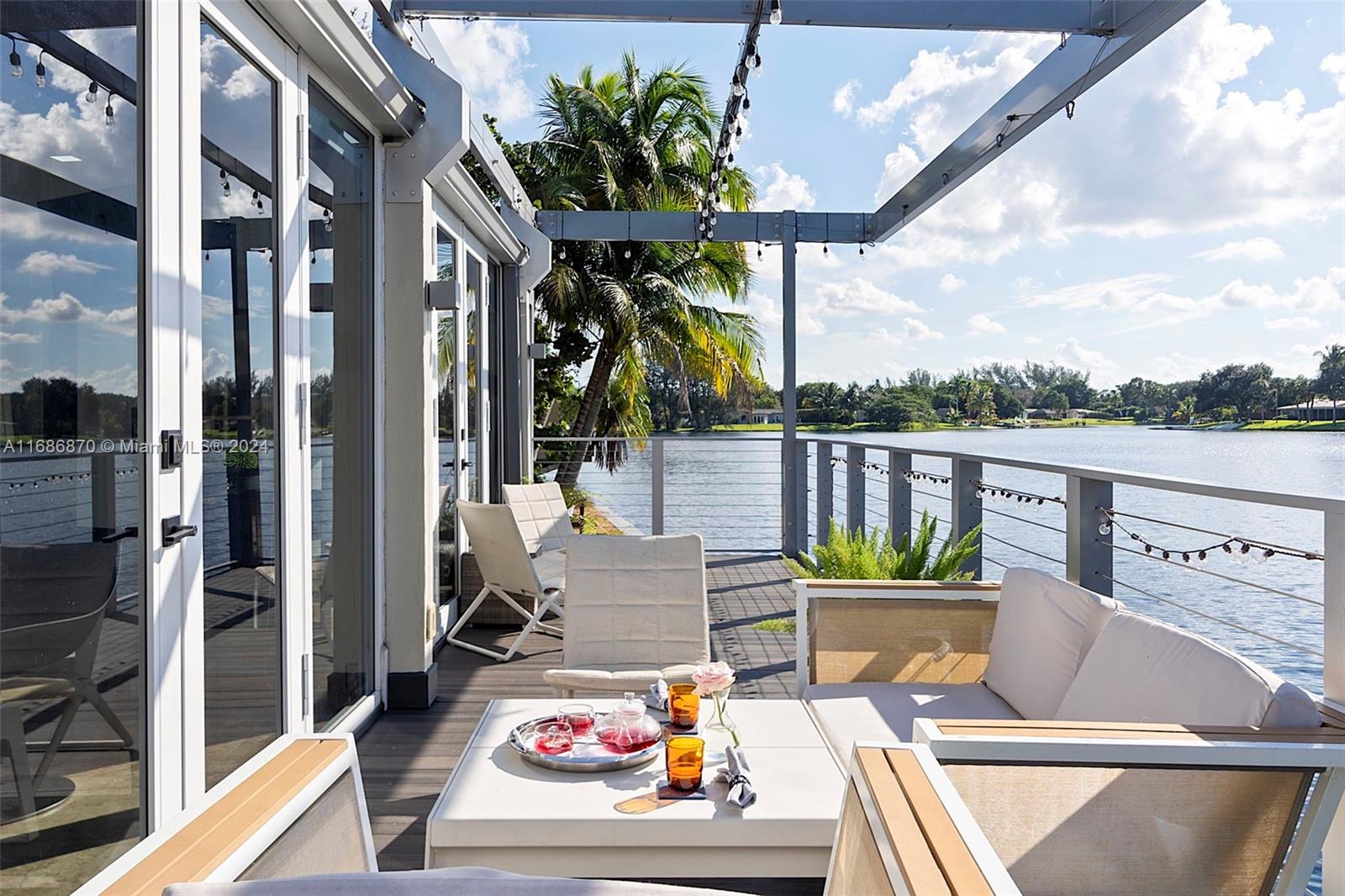 6616 E Miami Lakes Dr E, Miami Lakes, Florida image 39