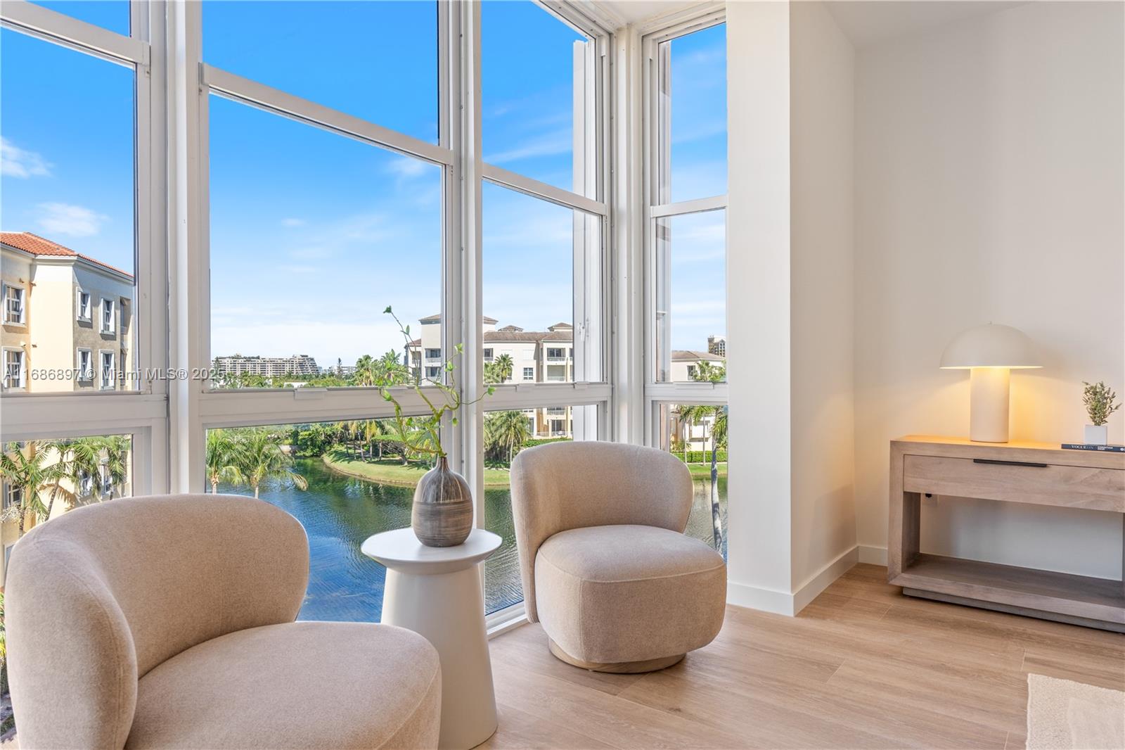 Lake Villa Two Key Biscayne, FL 33149