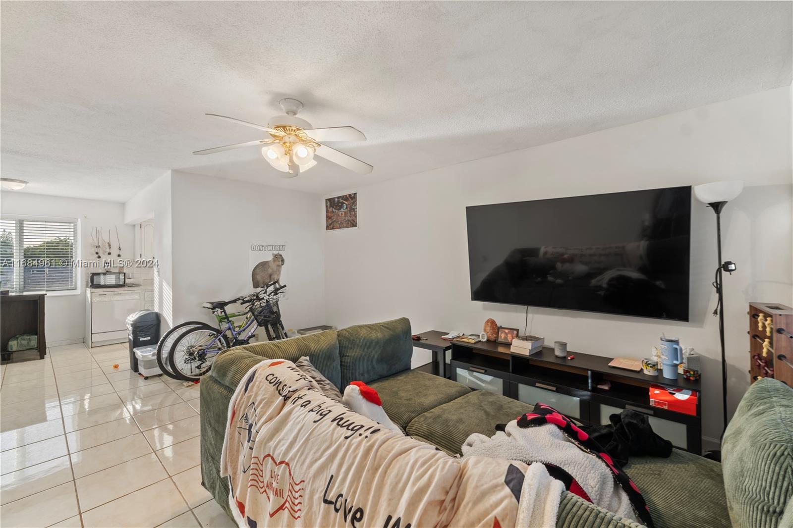 2210 Taylor St #204, Hollywood, Florida image 11