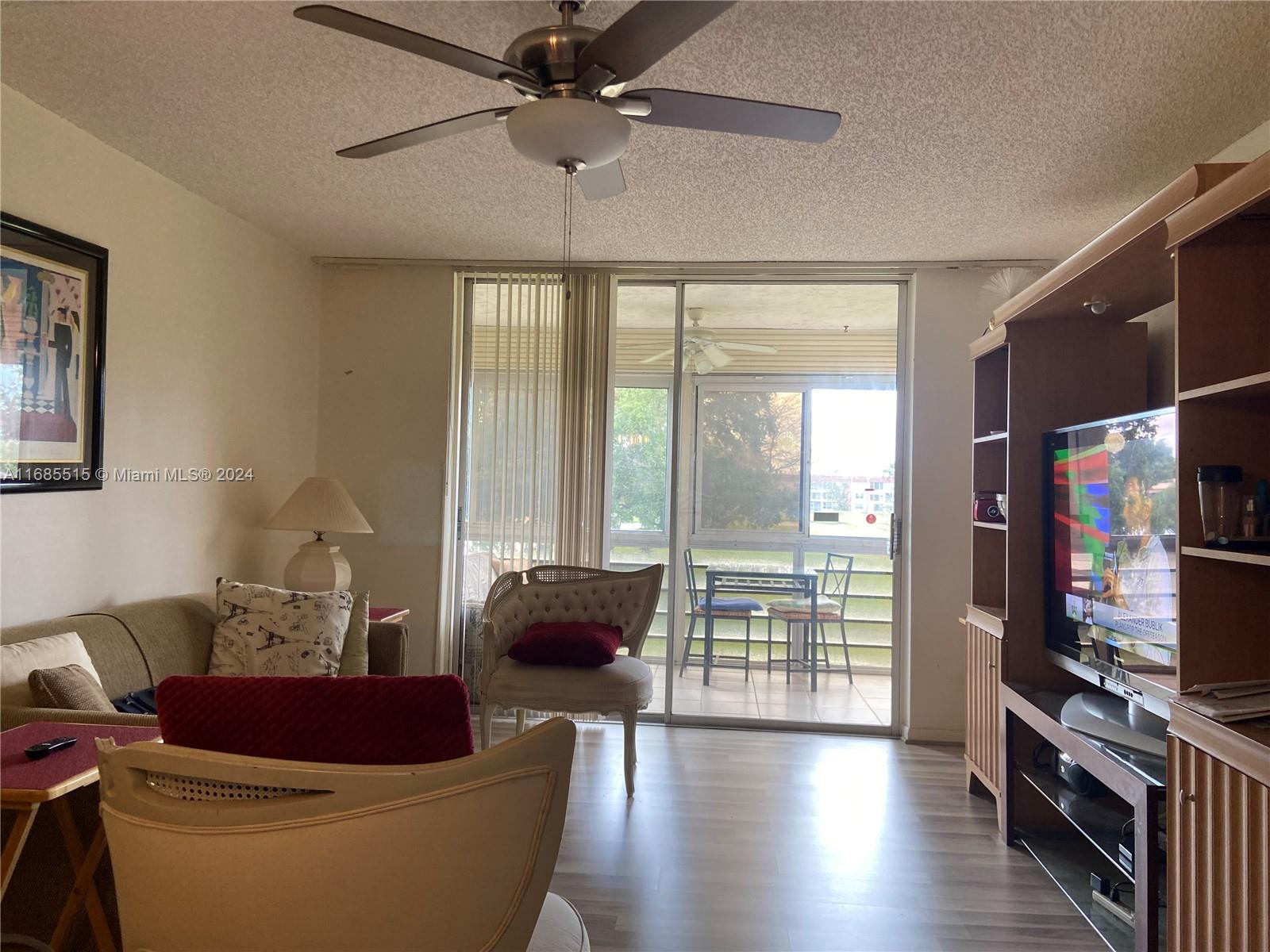 9581 Sunrise Lakes Blvd #202, Sunrise, Florida image 5