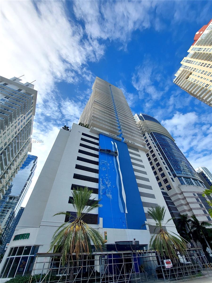 1200 Brickell Bay Dr #3708, Miami, Florida image 29