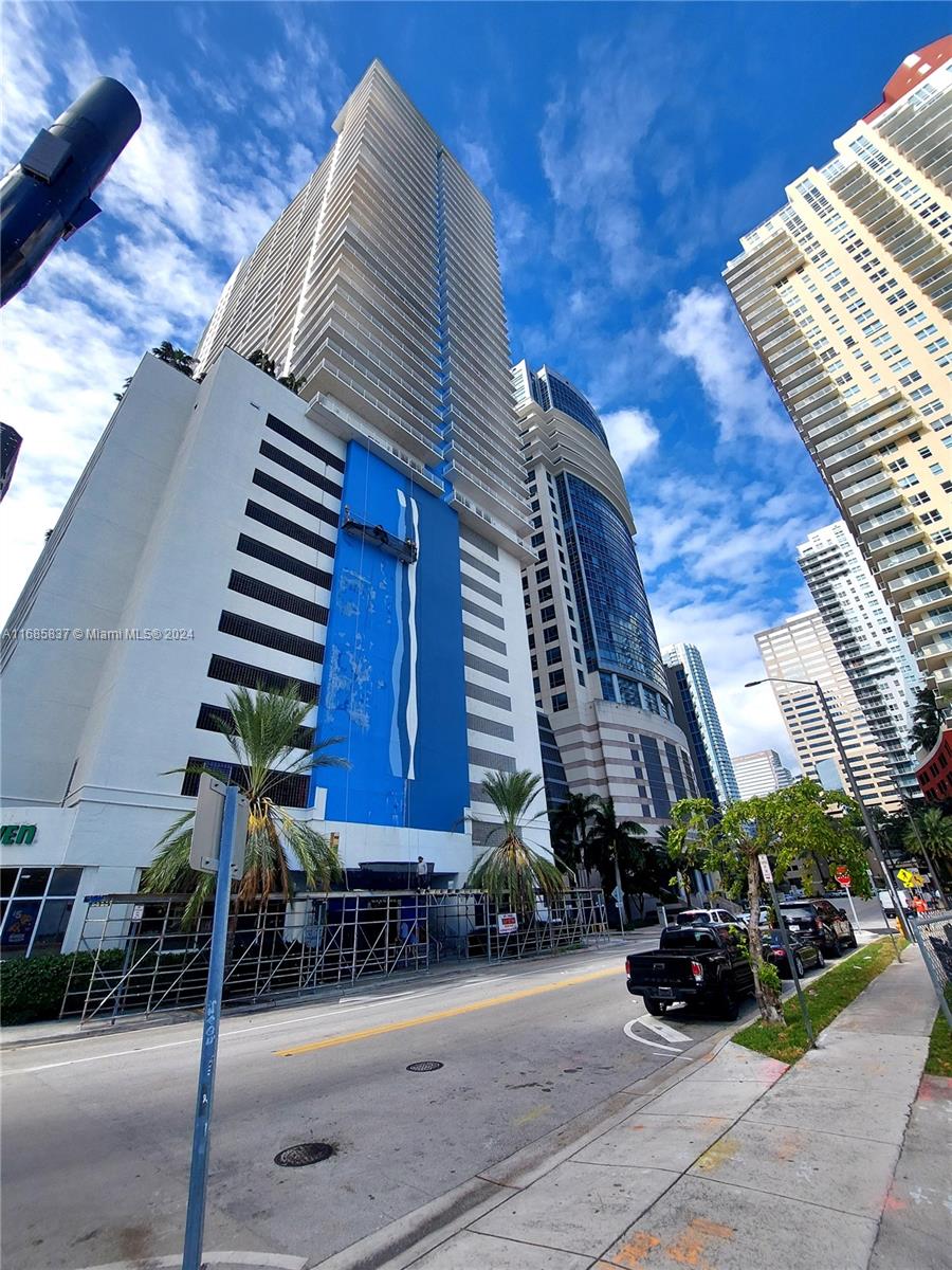 1200 Brickell Bay Dr #3708, Miami, Florida image 30