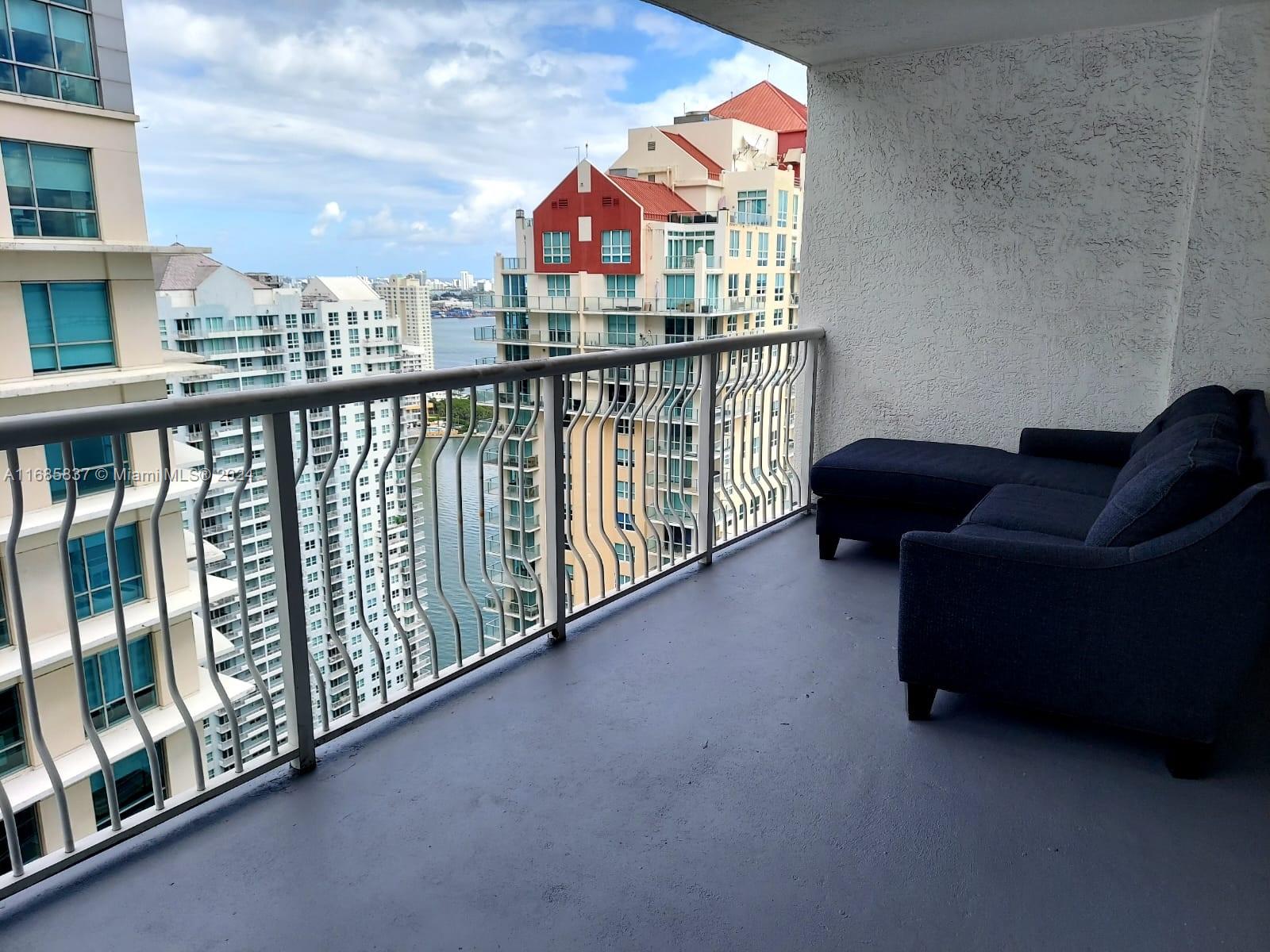 1200 Brickell Bay Dr #3708, Miami, Florida image 6