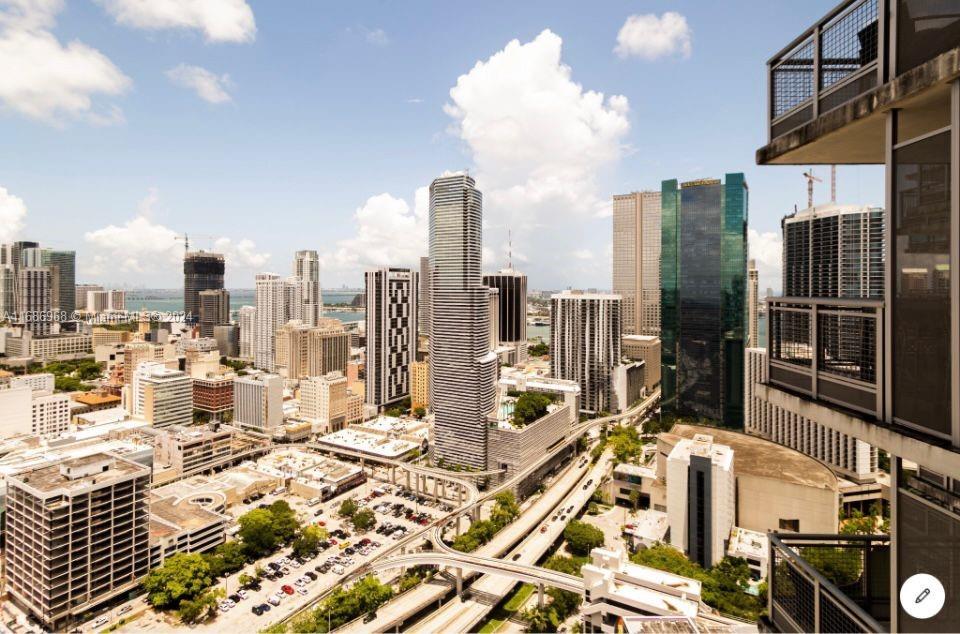 350 S Miami Ave #4007, Miami FL 33130