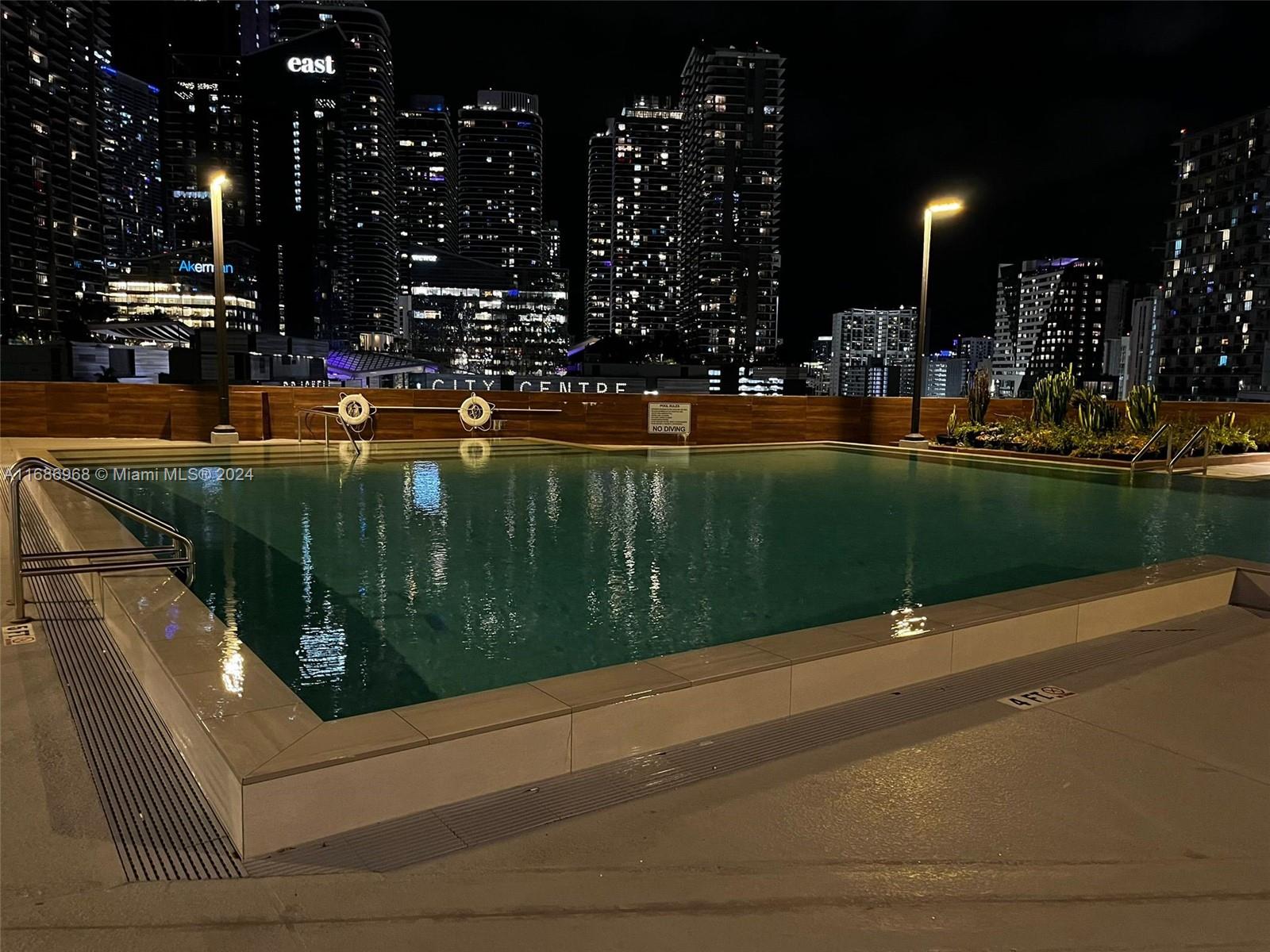 350 S Miami Ave #4007, Miami FL 33130