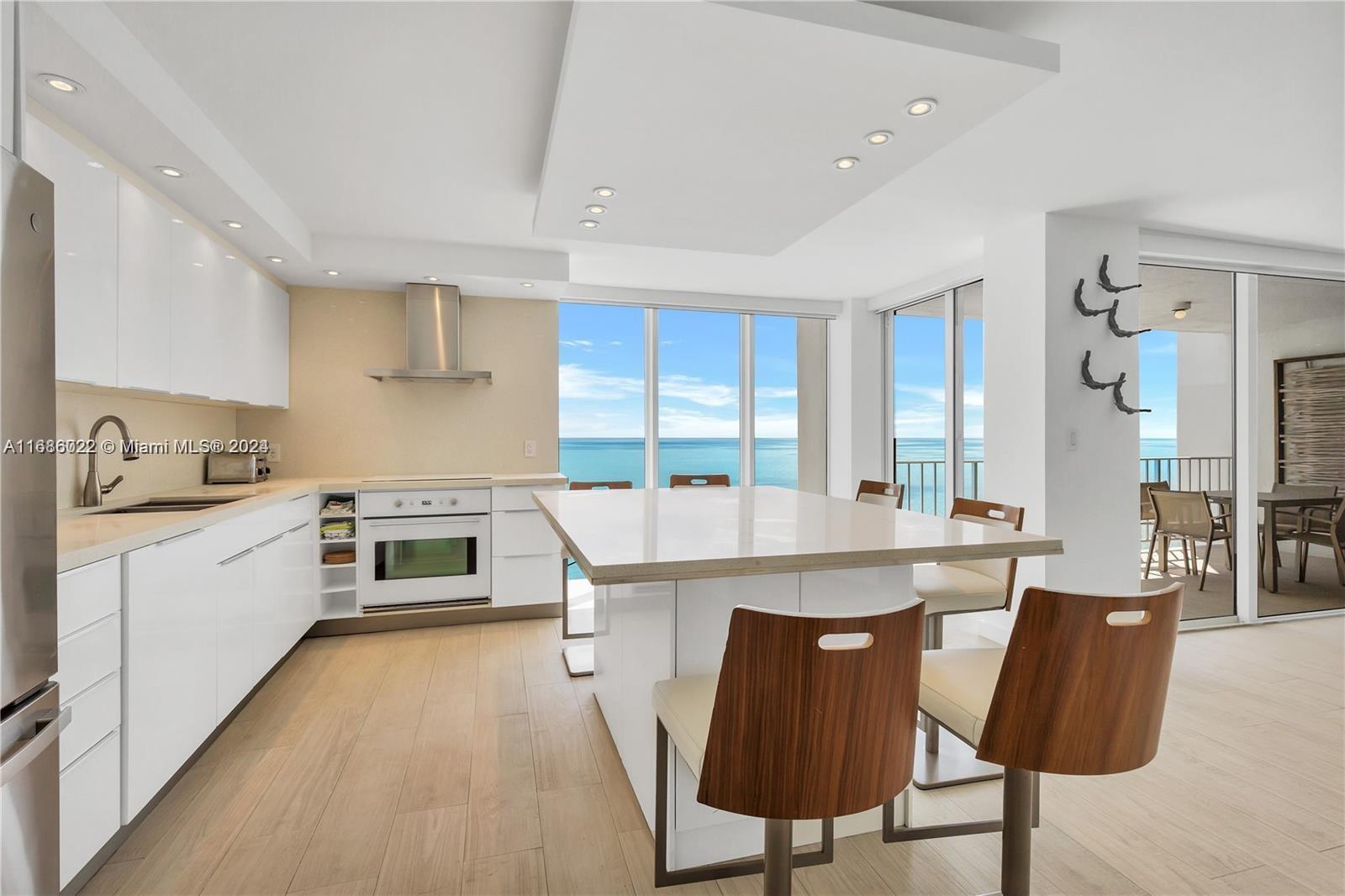881 Ocean Dr #26C, Key Biscayne FL 33149