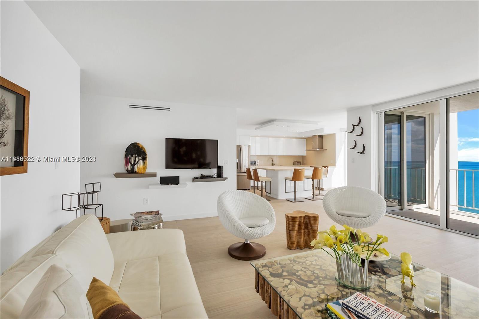 881 Ocean Dr #26C, Key Biscayne FL 33149