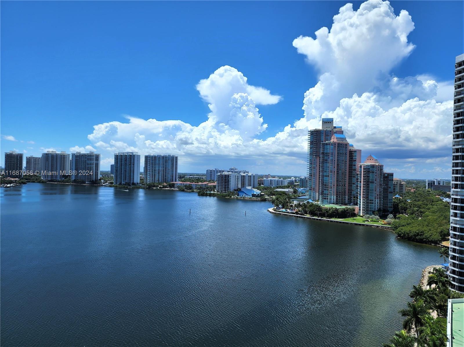 3600 Mystic Pointe #1801, Aventura, Florida image 23