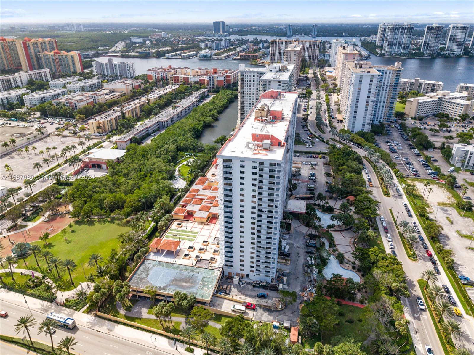 210 174th St #1906, Sunny Isles Beach, Florida image 29