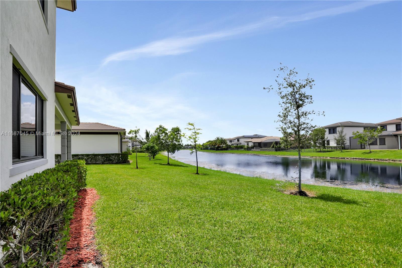 10445 S Lago Vista Cir, Parkland, Florida image 34