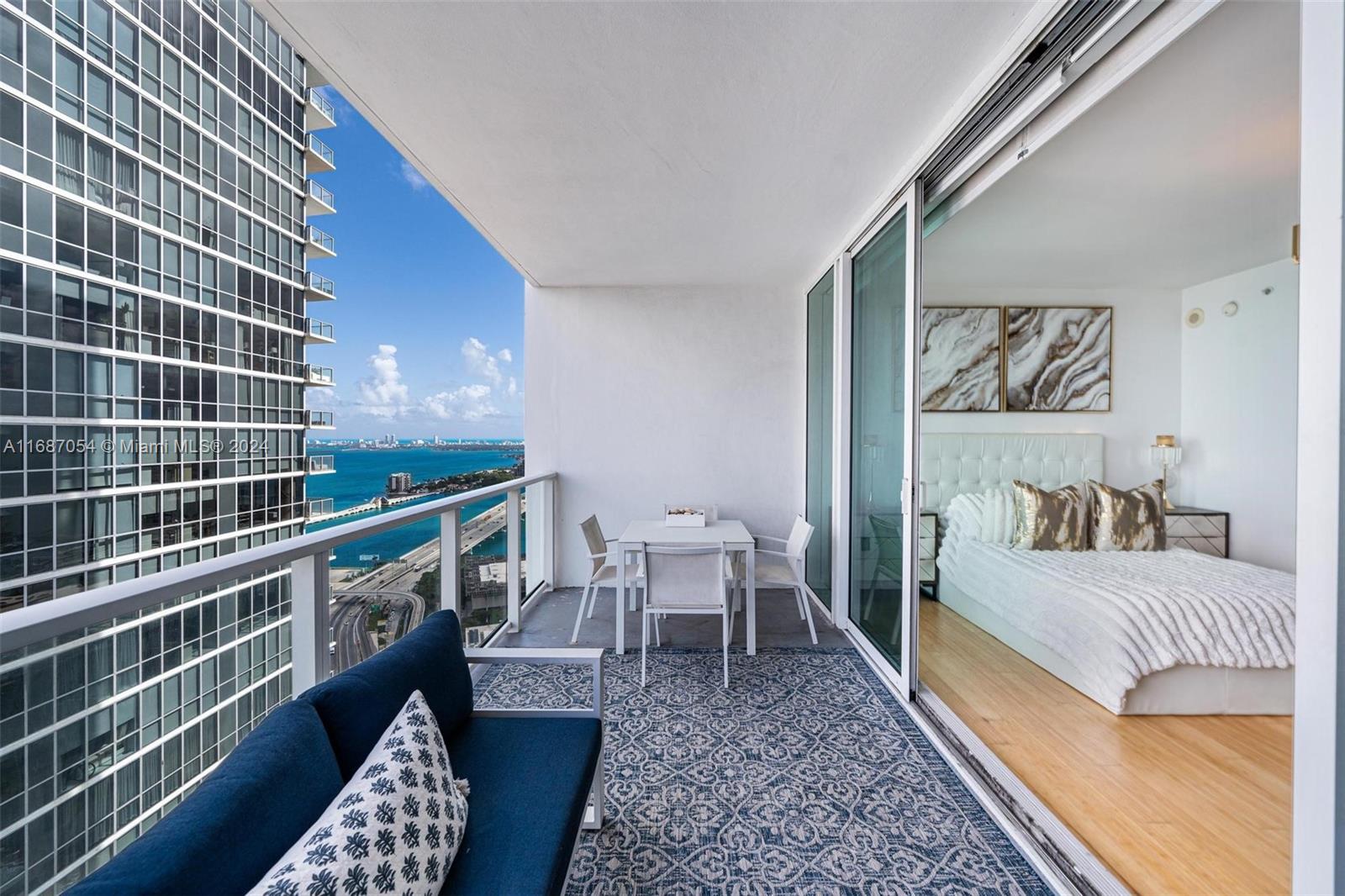1040 Biscayne Blvd #3905, Miami FL 33132