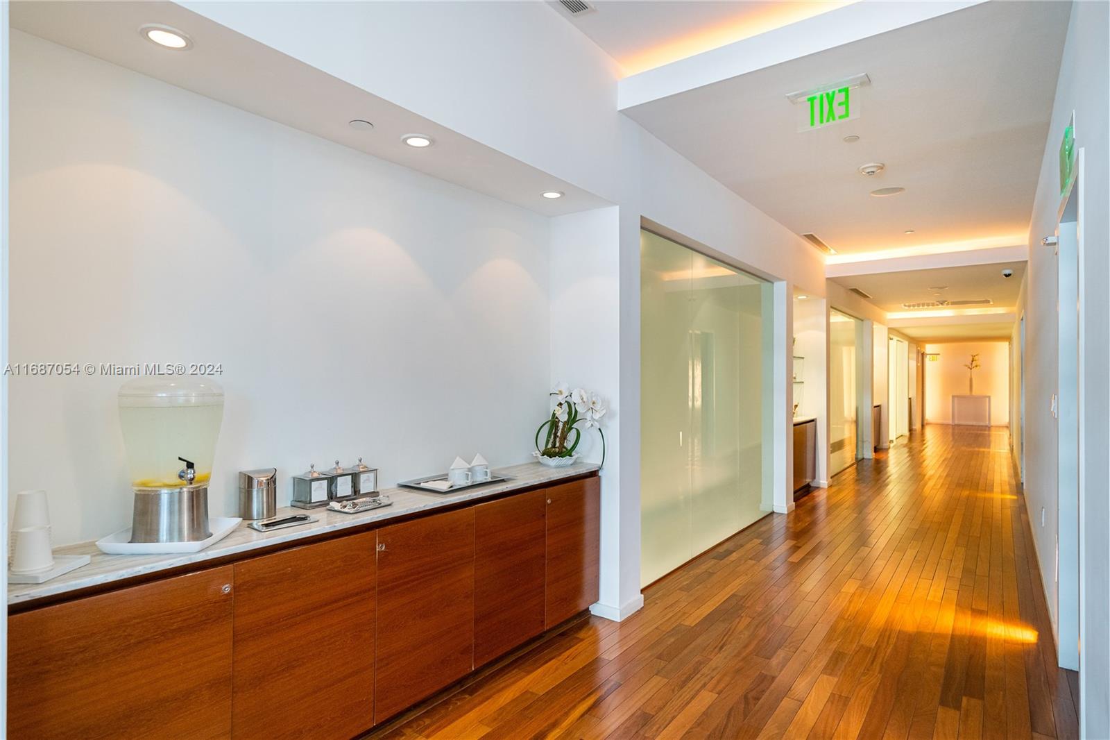 1040 Biscayne Blvd #3905, Miami FL 33132