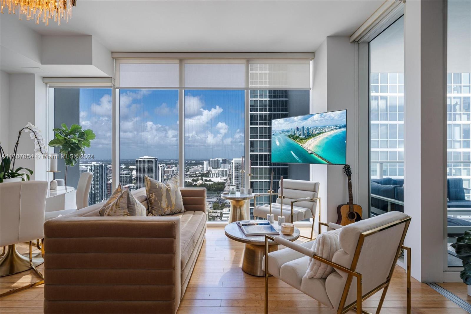 1040 Biscayne Blvd #3905, Miami FL 33132