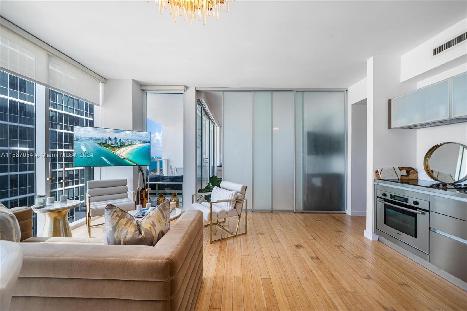 1040 Biscayne Blvd #3905, Miami FL 33132