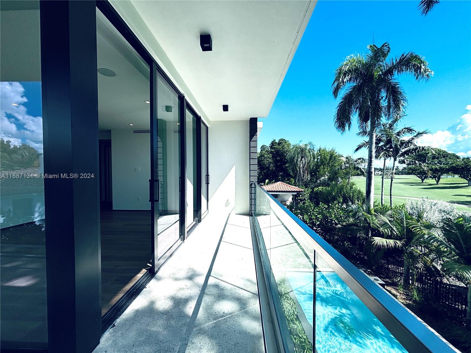 5825 Alton Rd, Miami Beach, Florida image 18