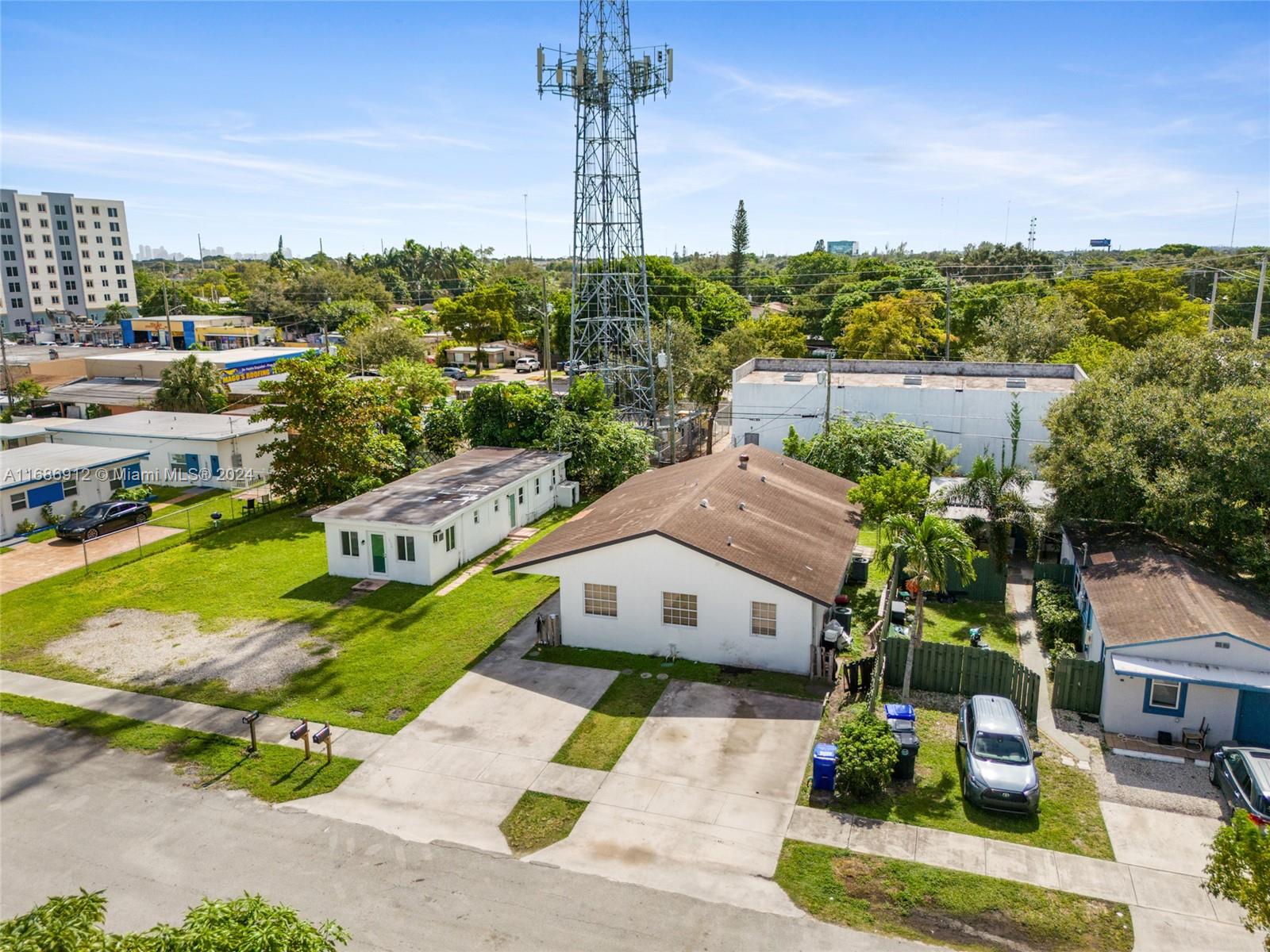 6138 Grant St #1-2, Hollywood, Florida image 3