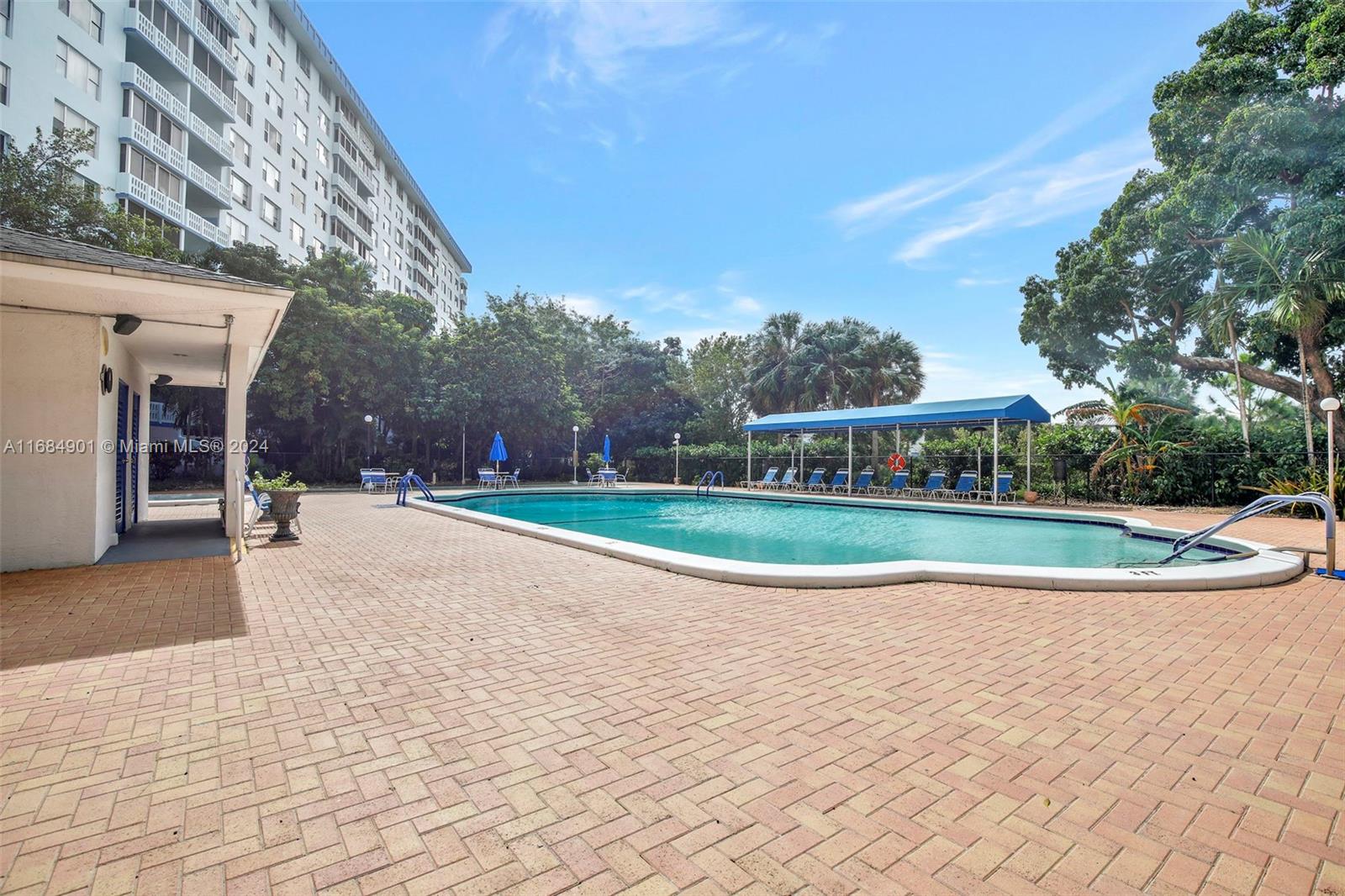 4001 Hillcrest Dr #110, Hollywood, Florida image 35