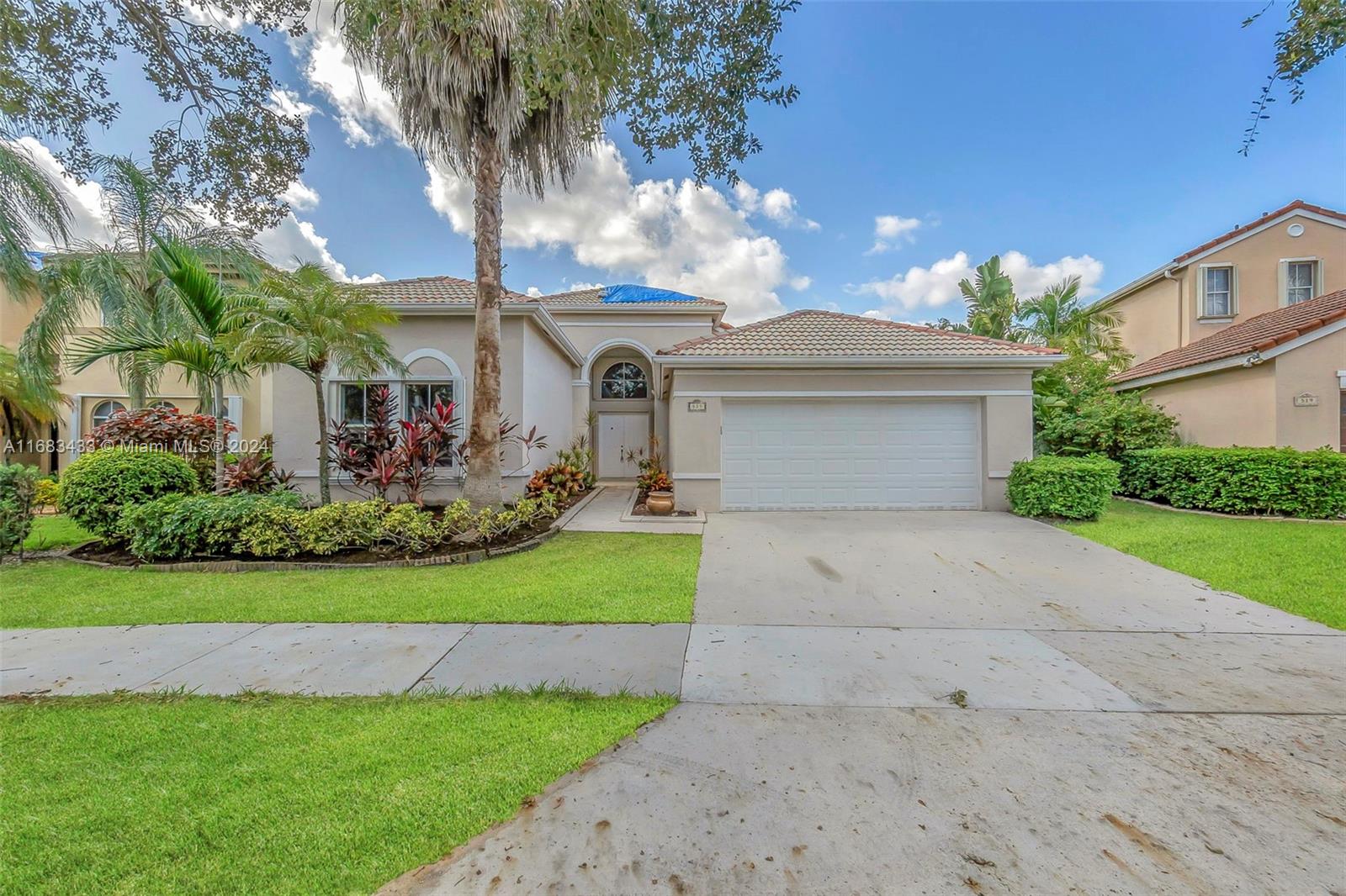 509 Carrington Dr, Weston, Florida image 1