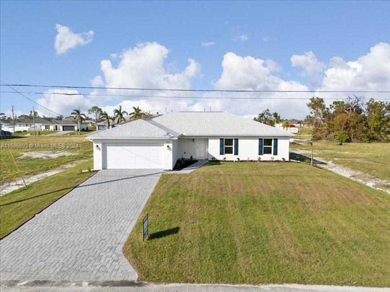 1817 Nw 15th St, Cape Coral, Florida image 2