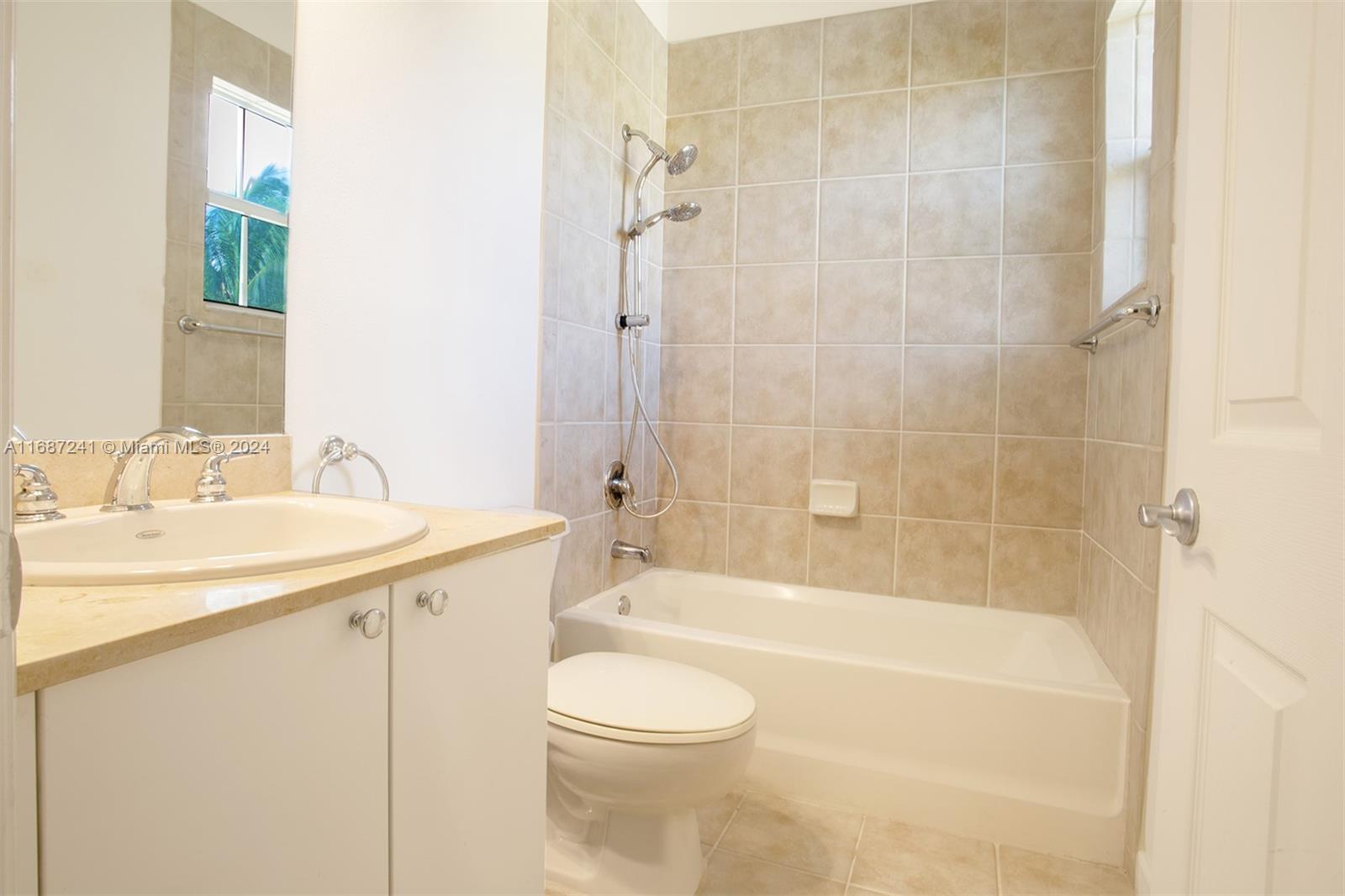 2536 SW 14th Ave #1103, Fort Lauderdale, Florida image 35