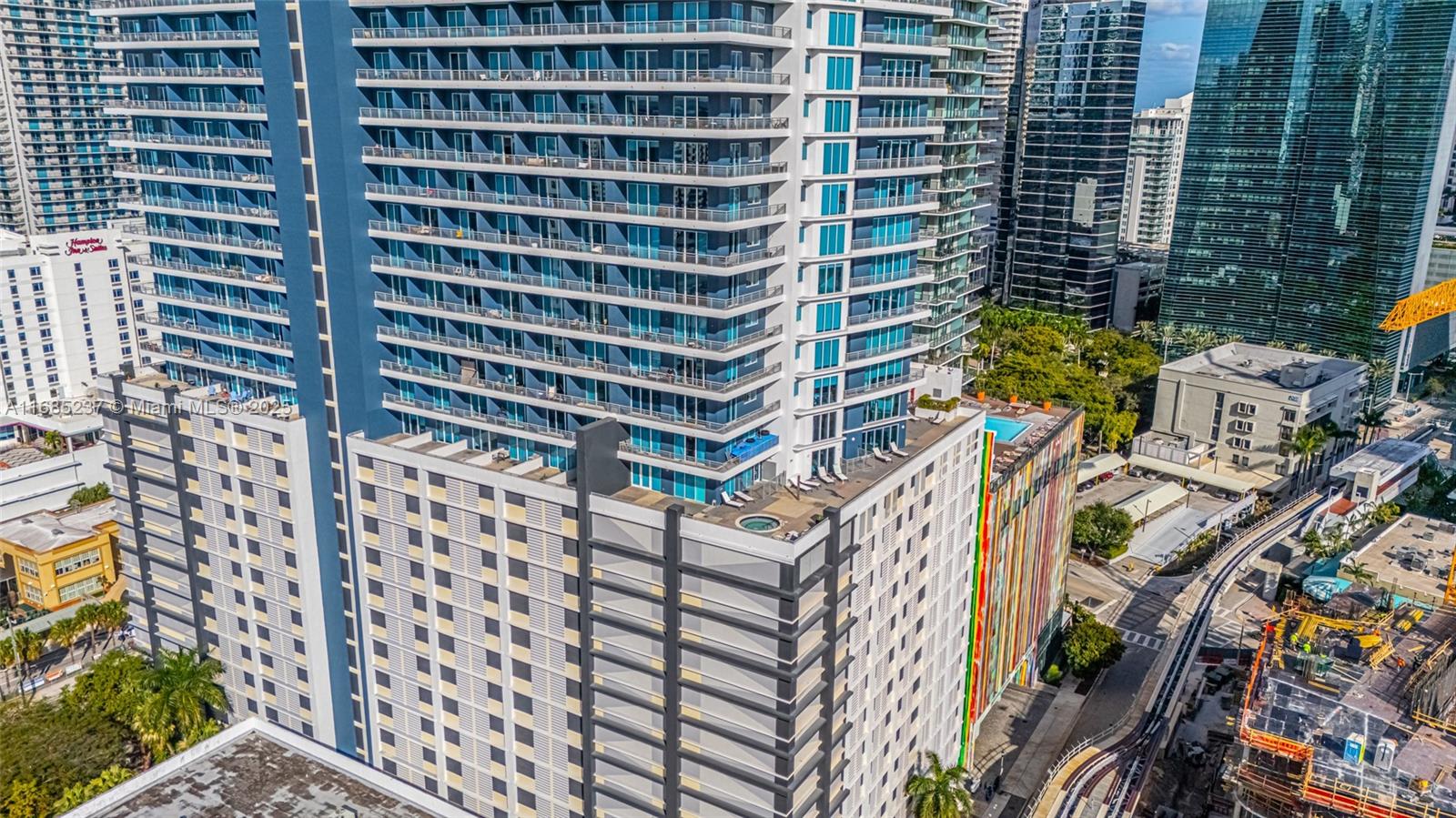 60 SW 13th St #2610, Miami FL 33130