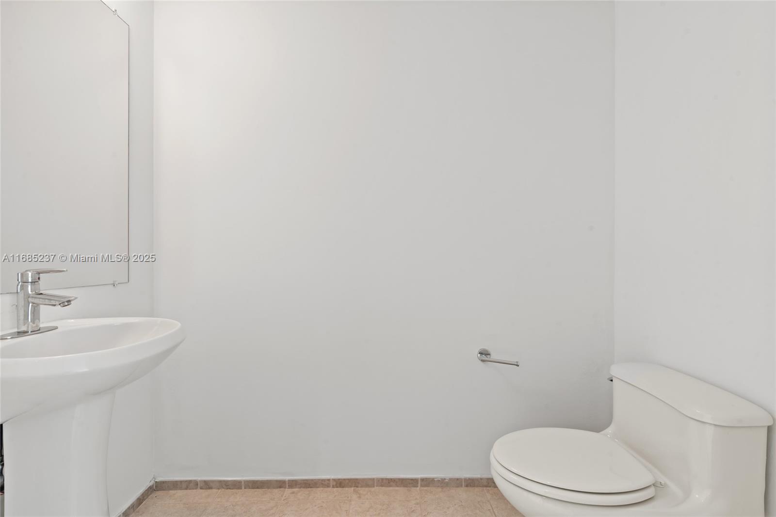 60 SW 13th St #2610, Miami FL 33130