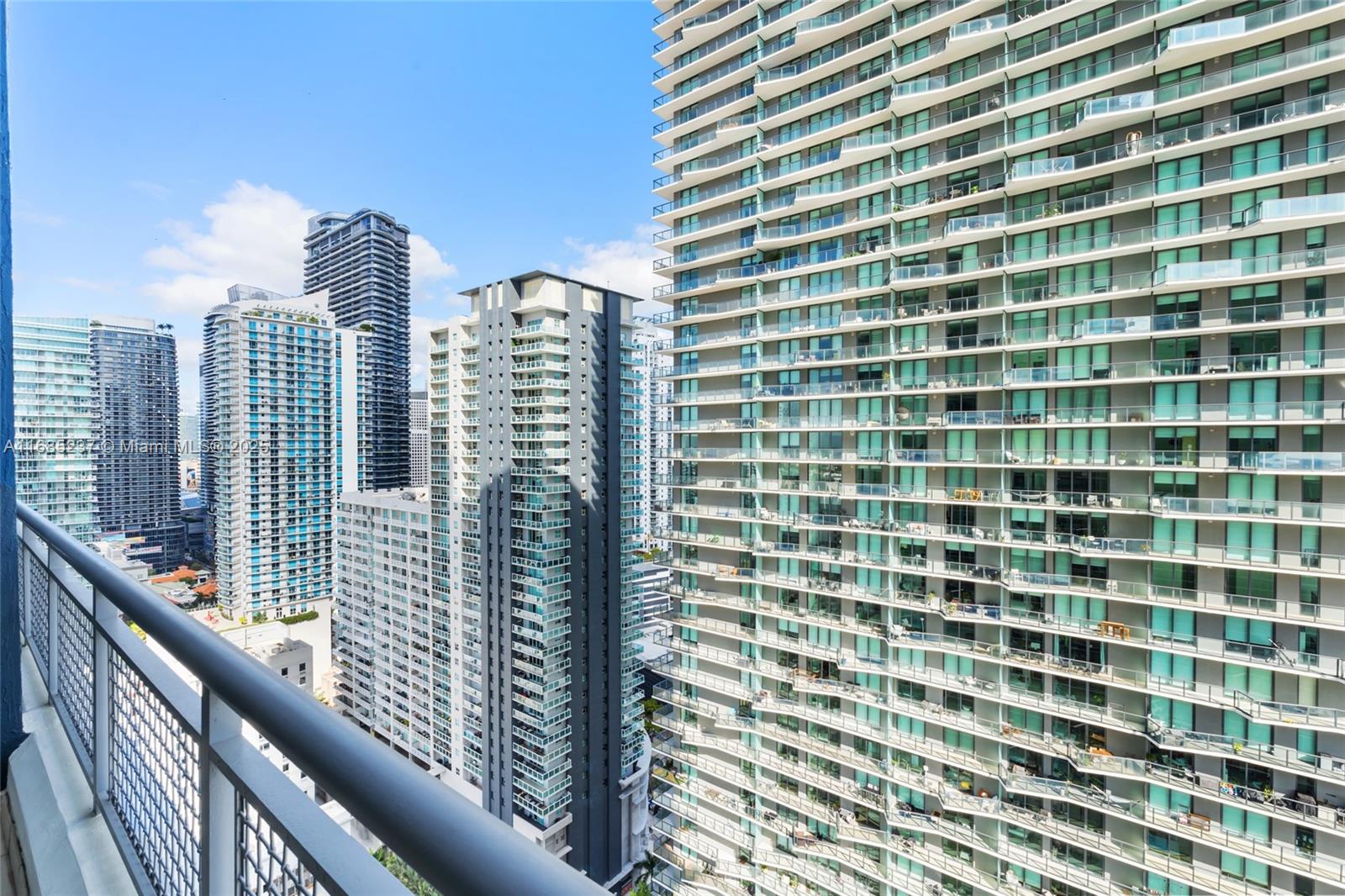 60 SW 13th St #2610, Miami FL 33130