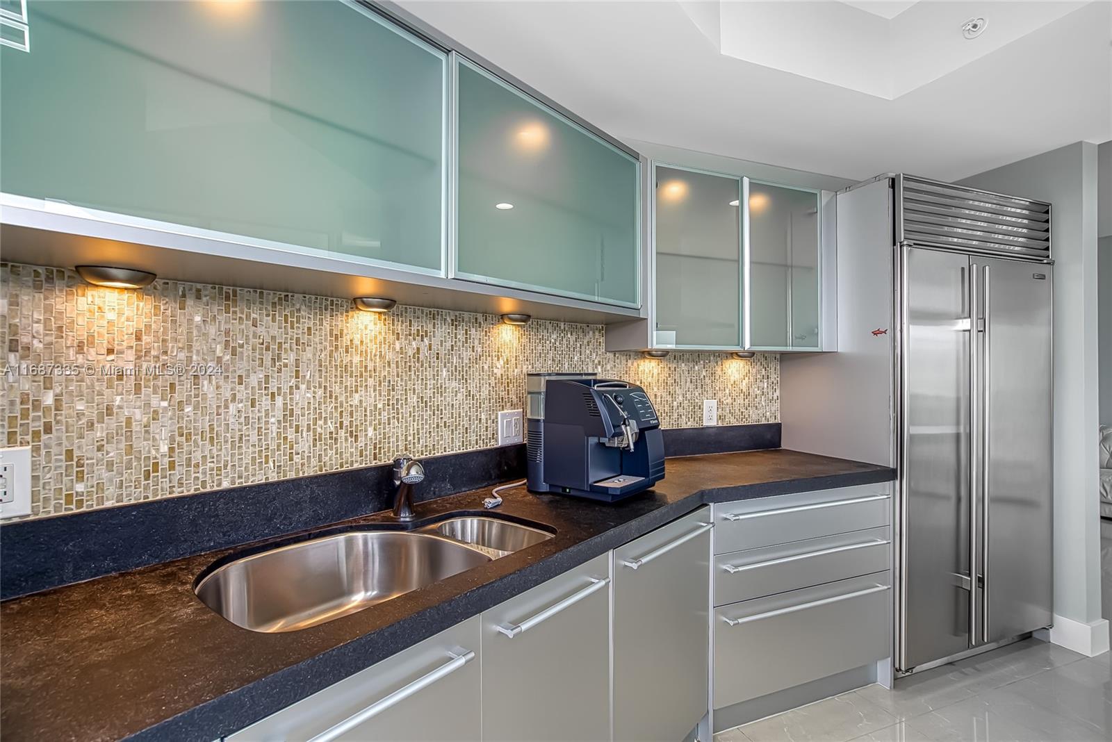 18201 Collins Ave #1701, Sunny Isles Beach FL 33160